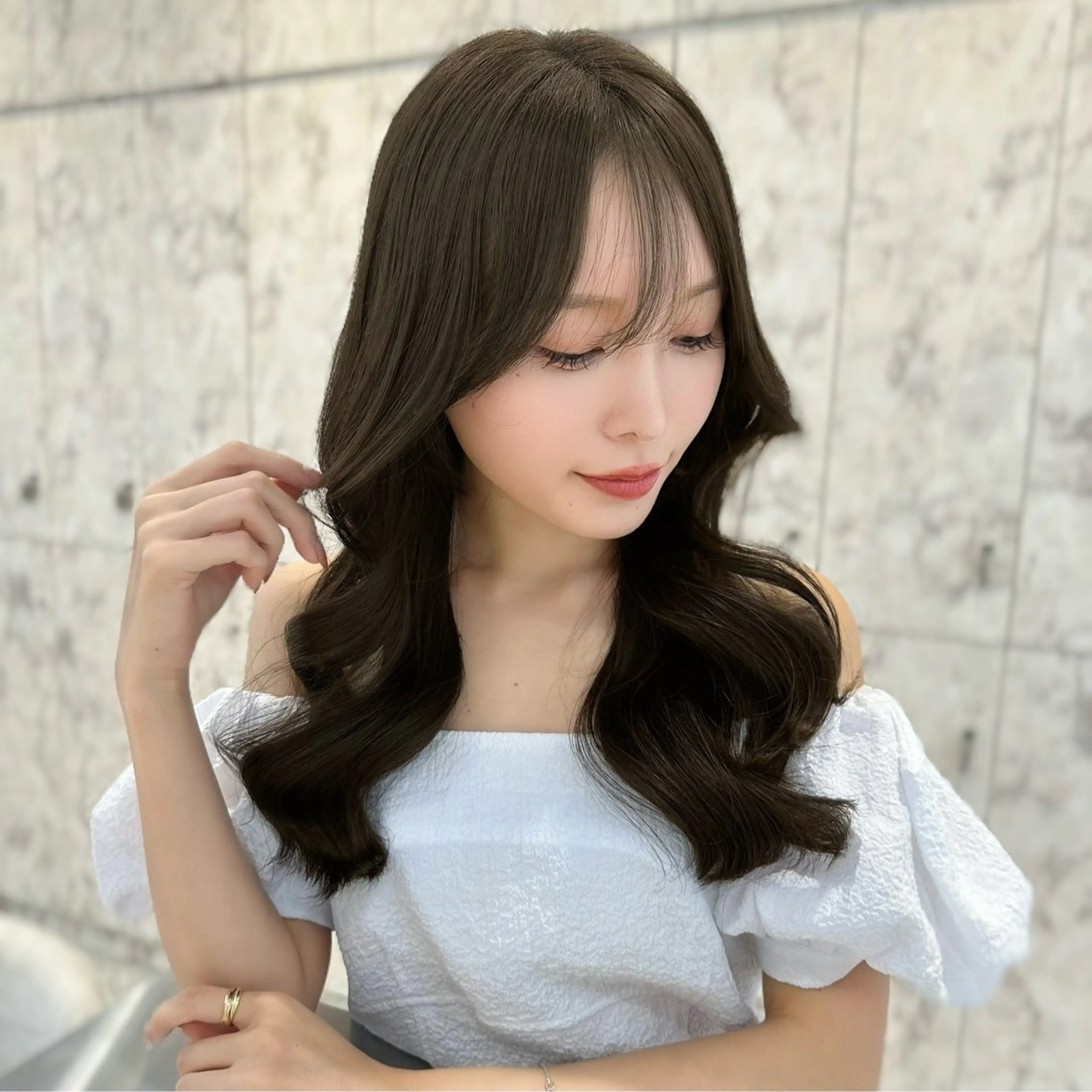 ロング カラー ベージュカラー 髪質改善 韓国風ヘア カット ヘアカラー トリートメント ヘッドスパ 髪質改善/韓国ヘア レイヤー/新宿/ロミのヘアスタイル