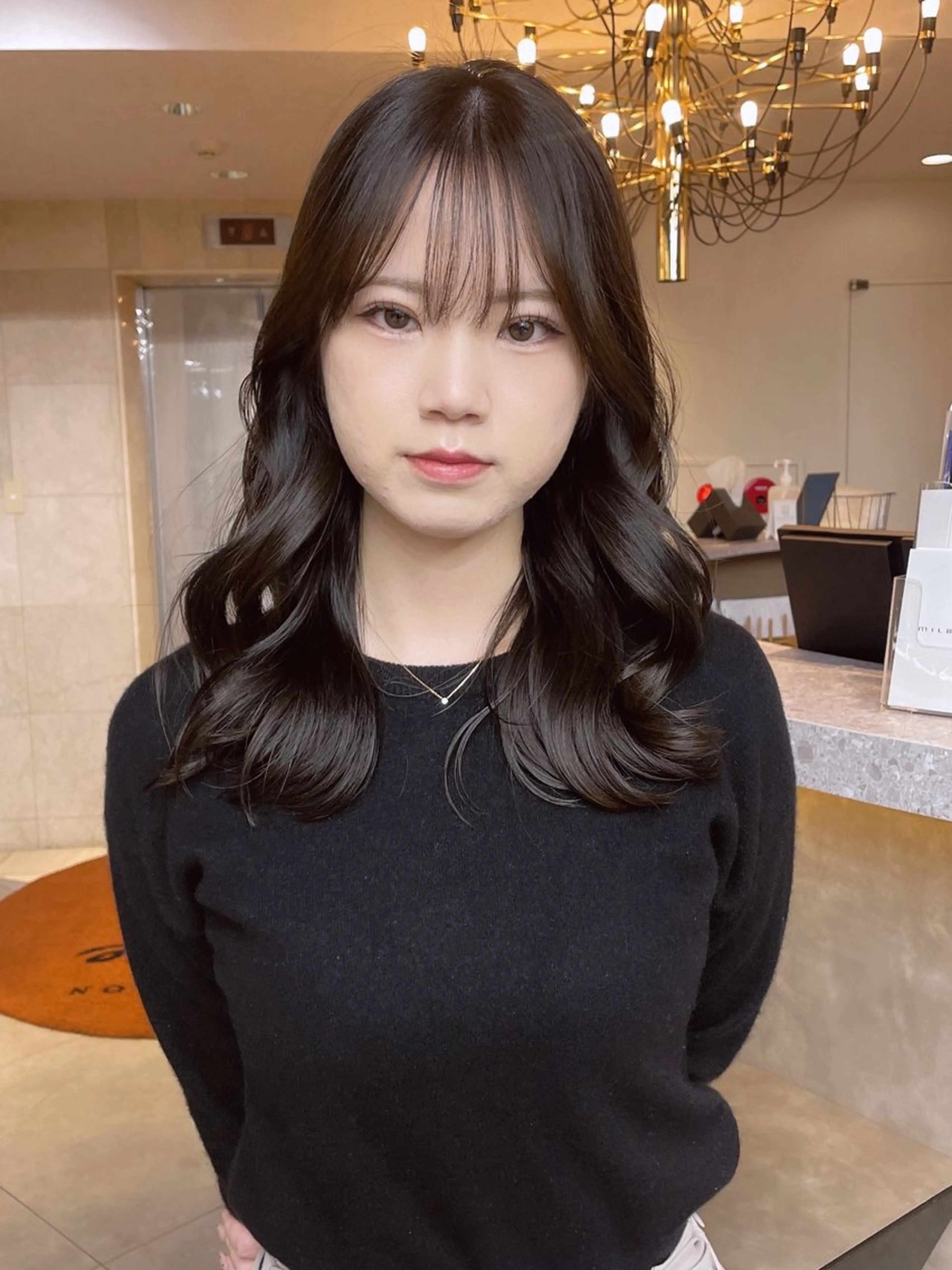 セミロング カラー りん 🎀韓国スタイルのヘアスタイル