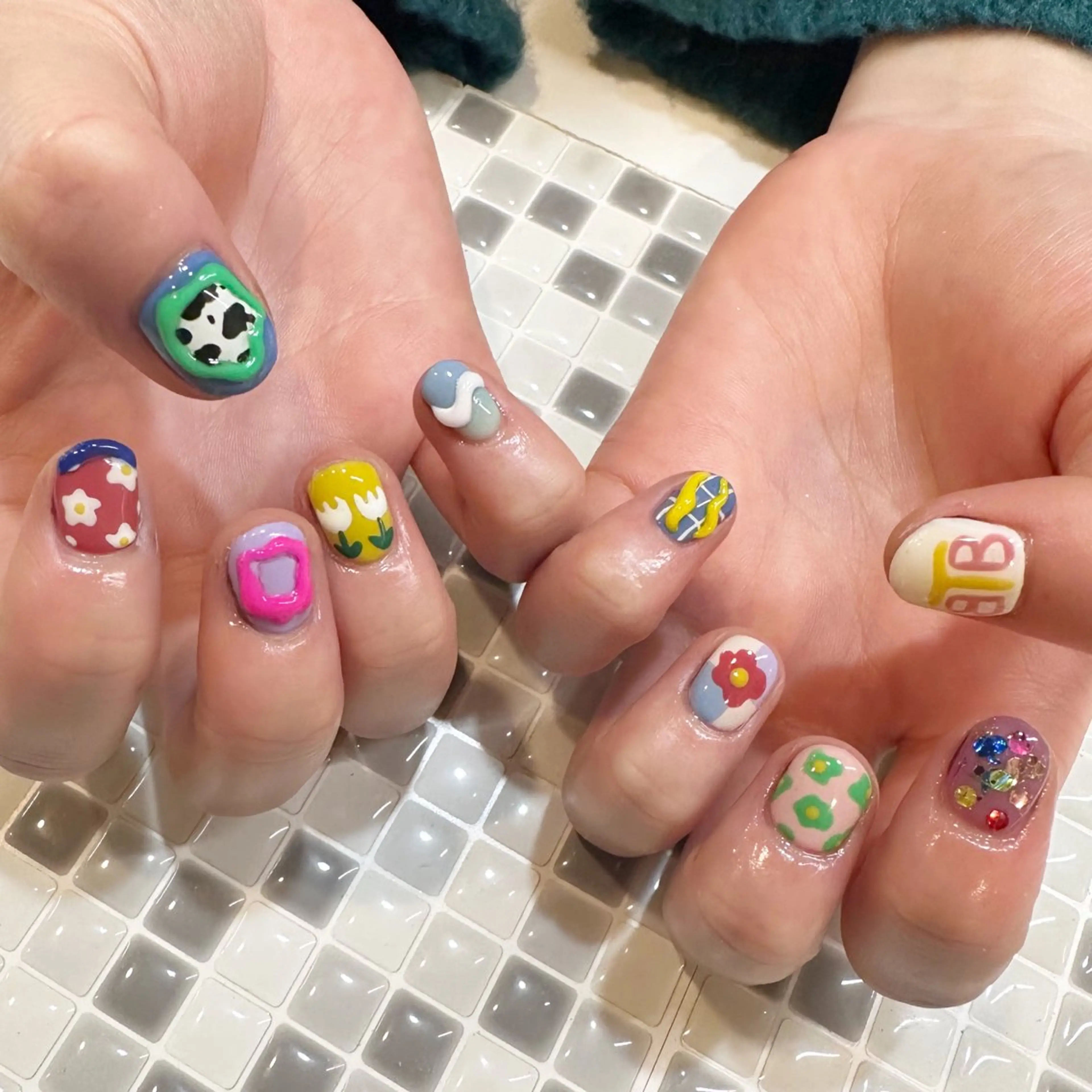 ネイル アートネイル nailist yuiのネイルデザイン