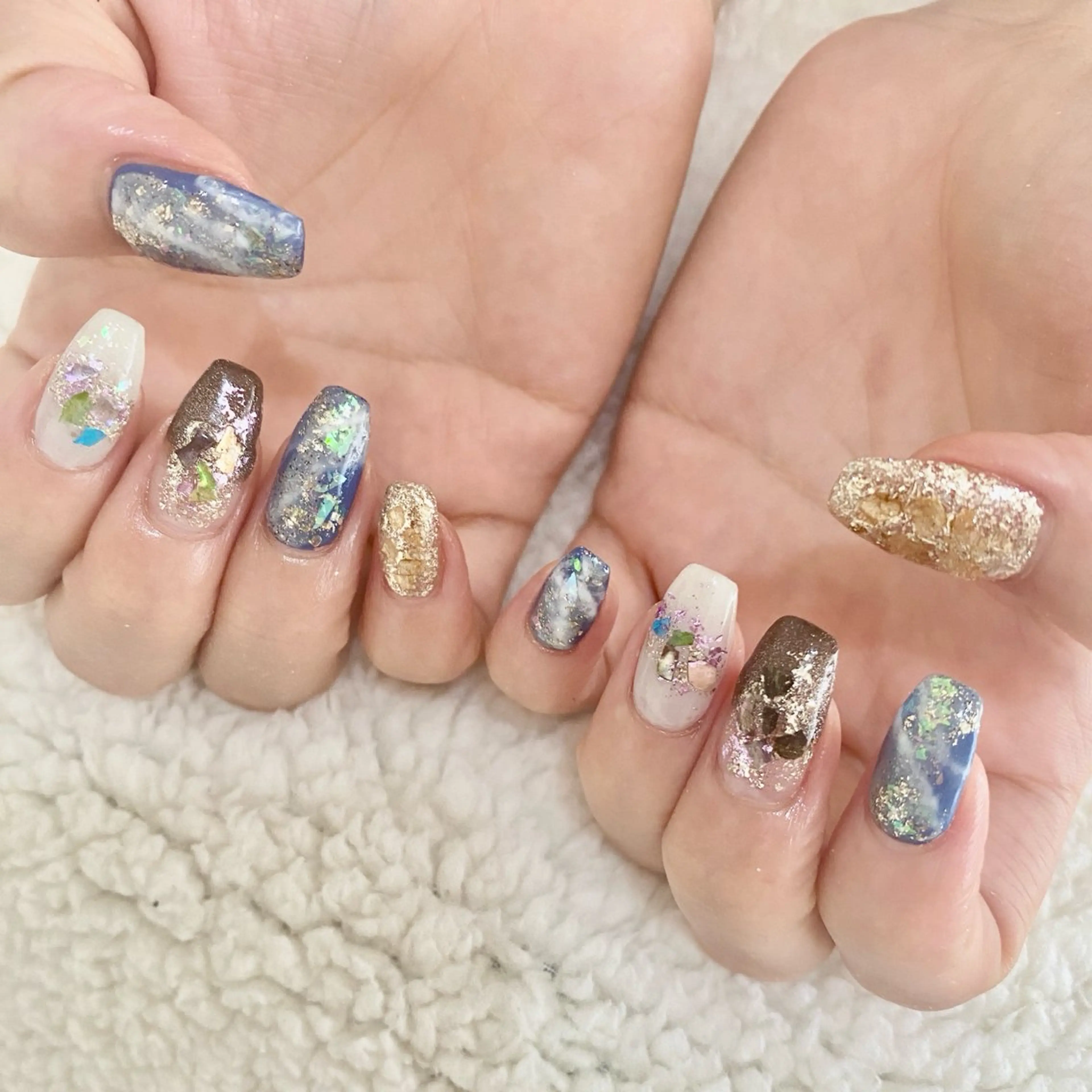 ネイル VIBLISS福岡 tomokoのネイルデザイン