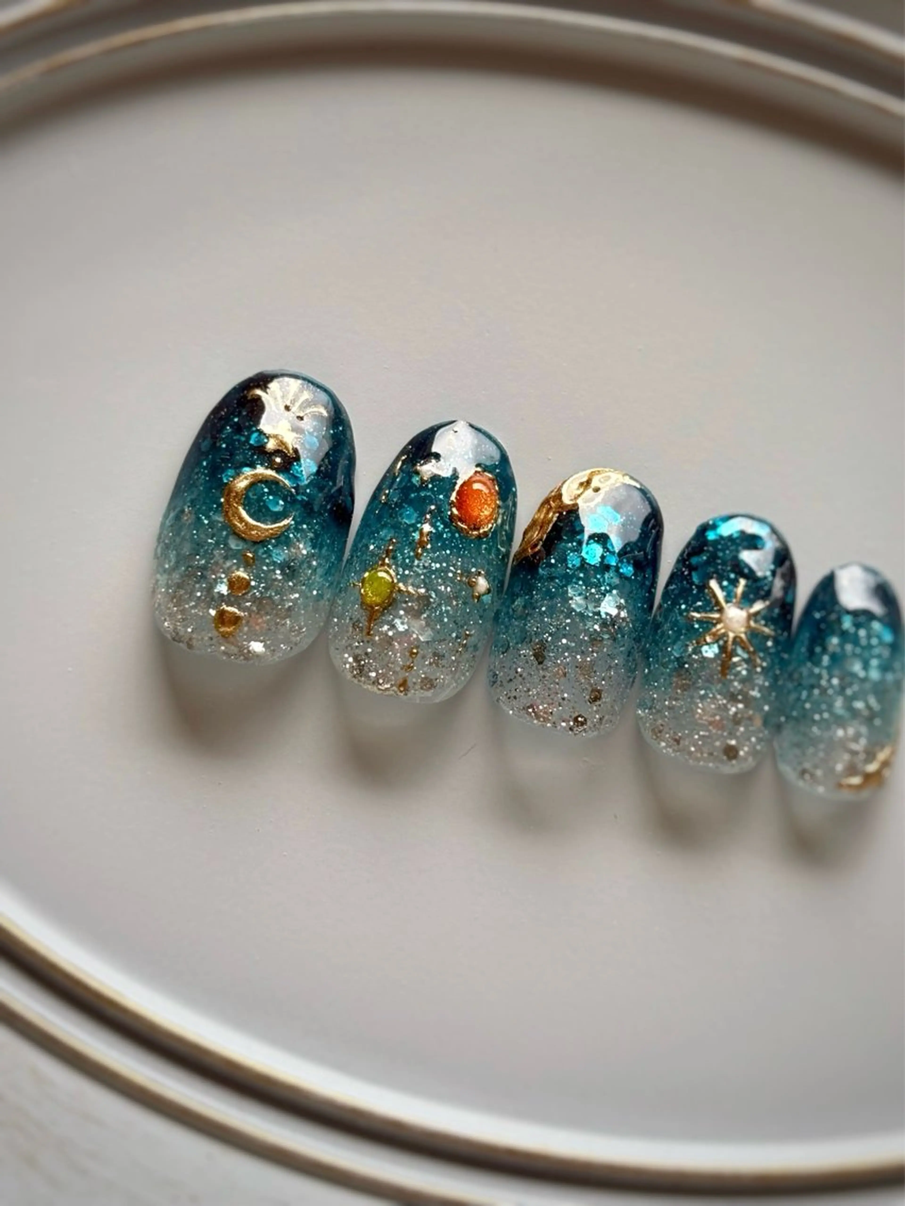 ネイル ハンドネイル FIORITURA Maikoのネイルデザイン