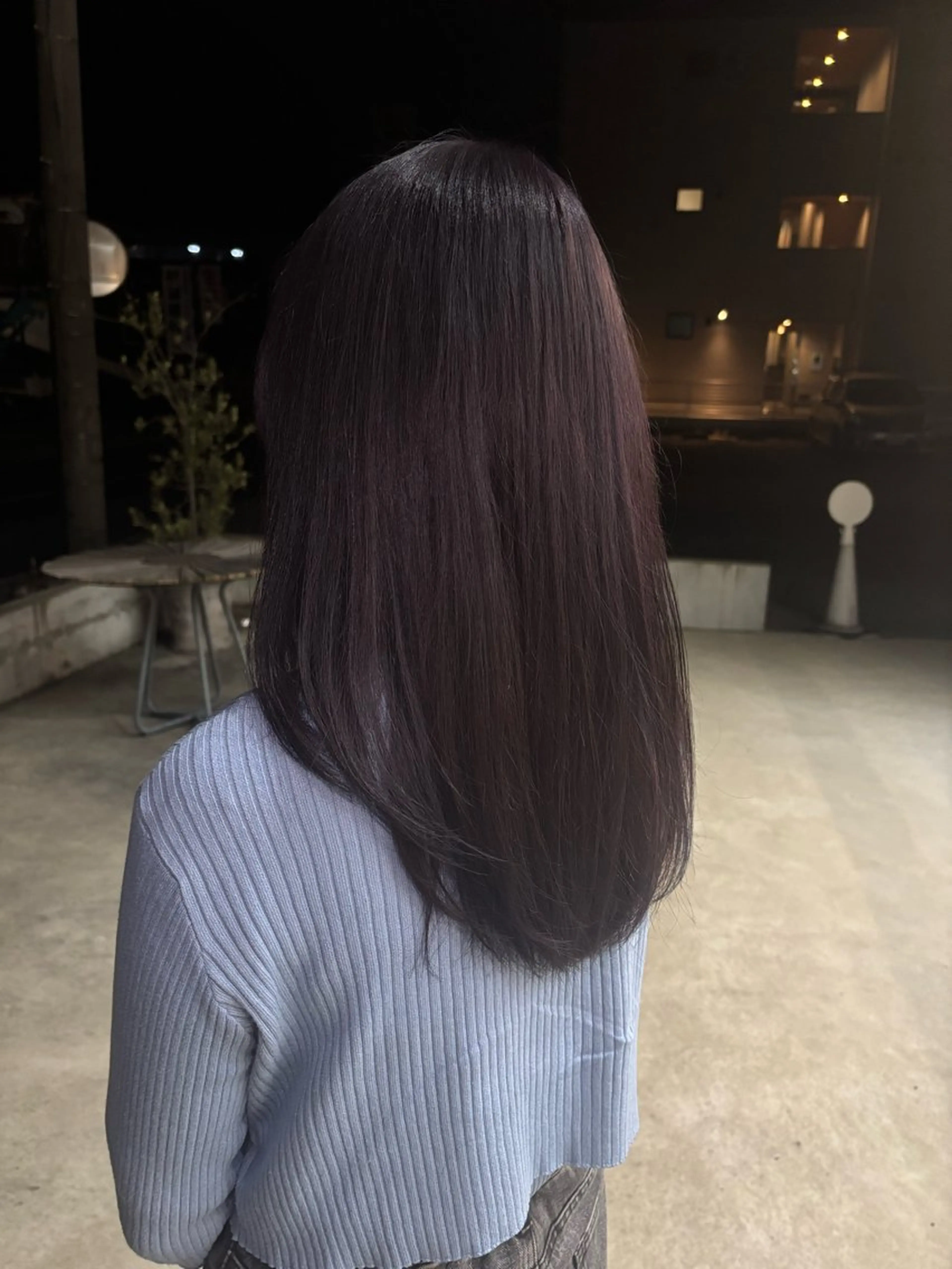 セミロング カラー 伊藤 ゆいなのヘアスタイル