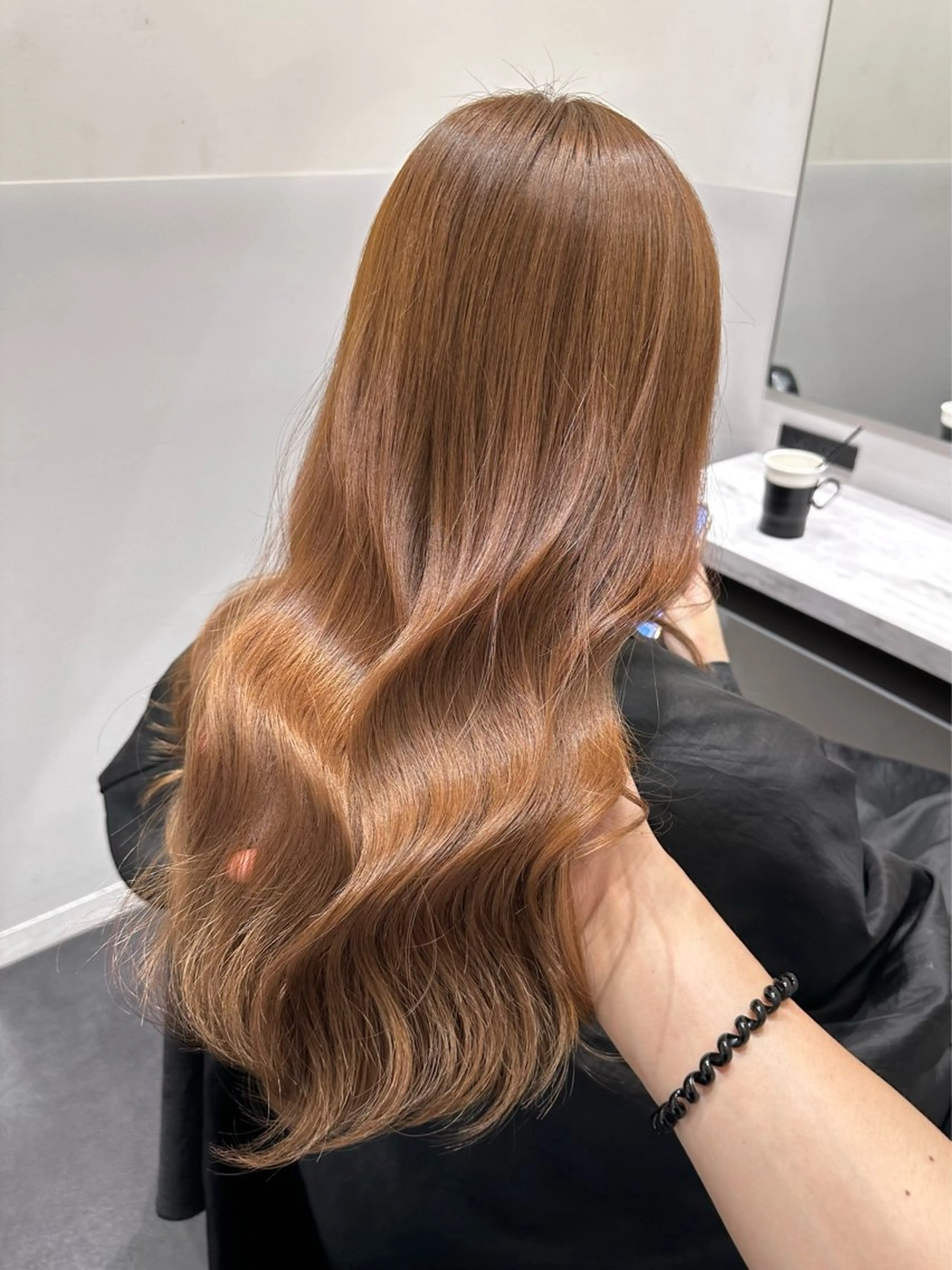 ロング カラー ベージュカラー ブリーチ ブリーチなしカラー カット ヘアカラー トリートメント 矢野 晃平のヘアスタイル