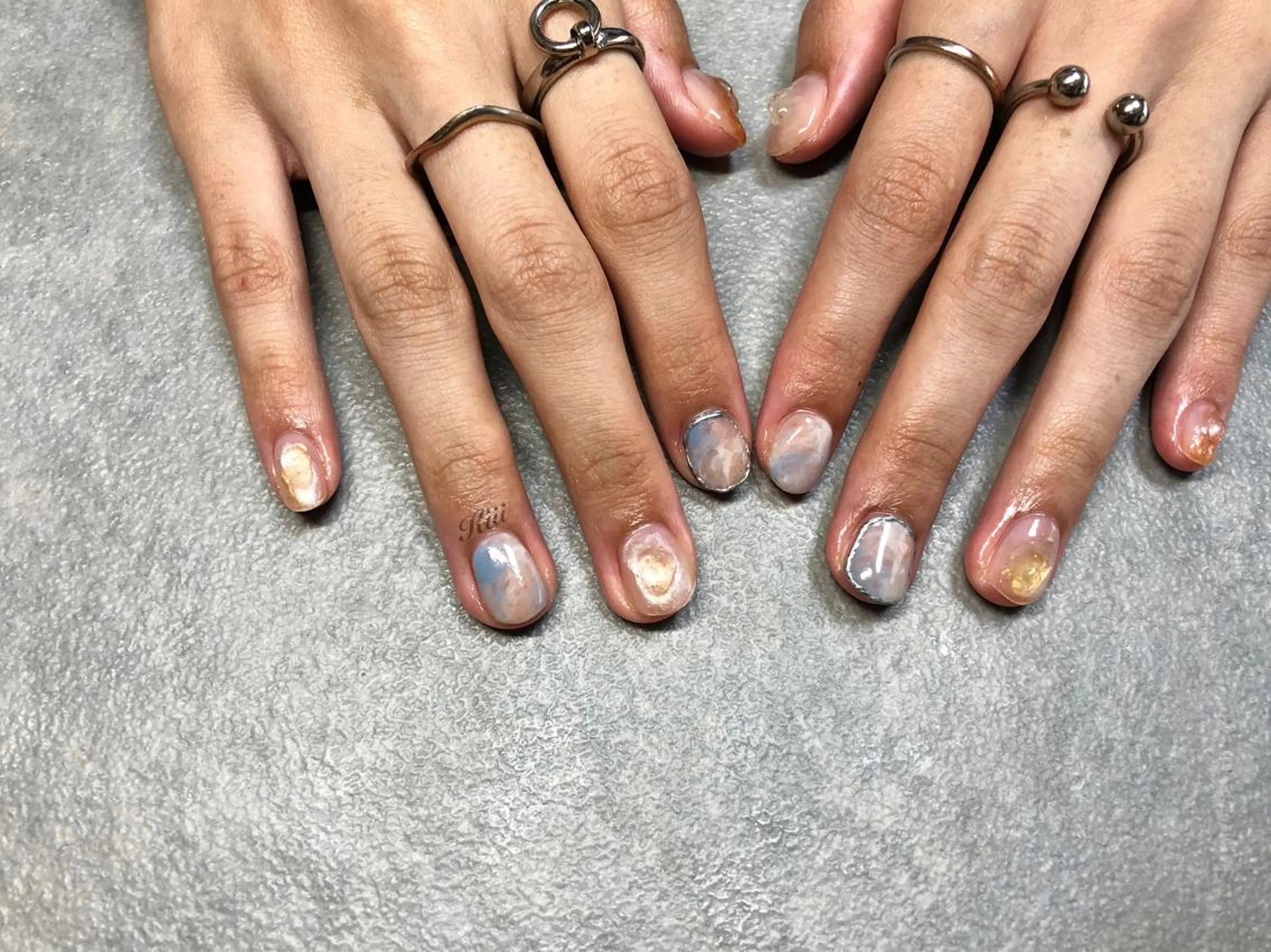 ネイル ハンドネイル フットネイル kiii.__ ✴︎*のネイルデザイン