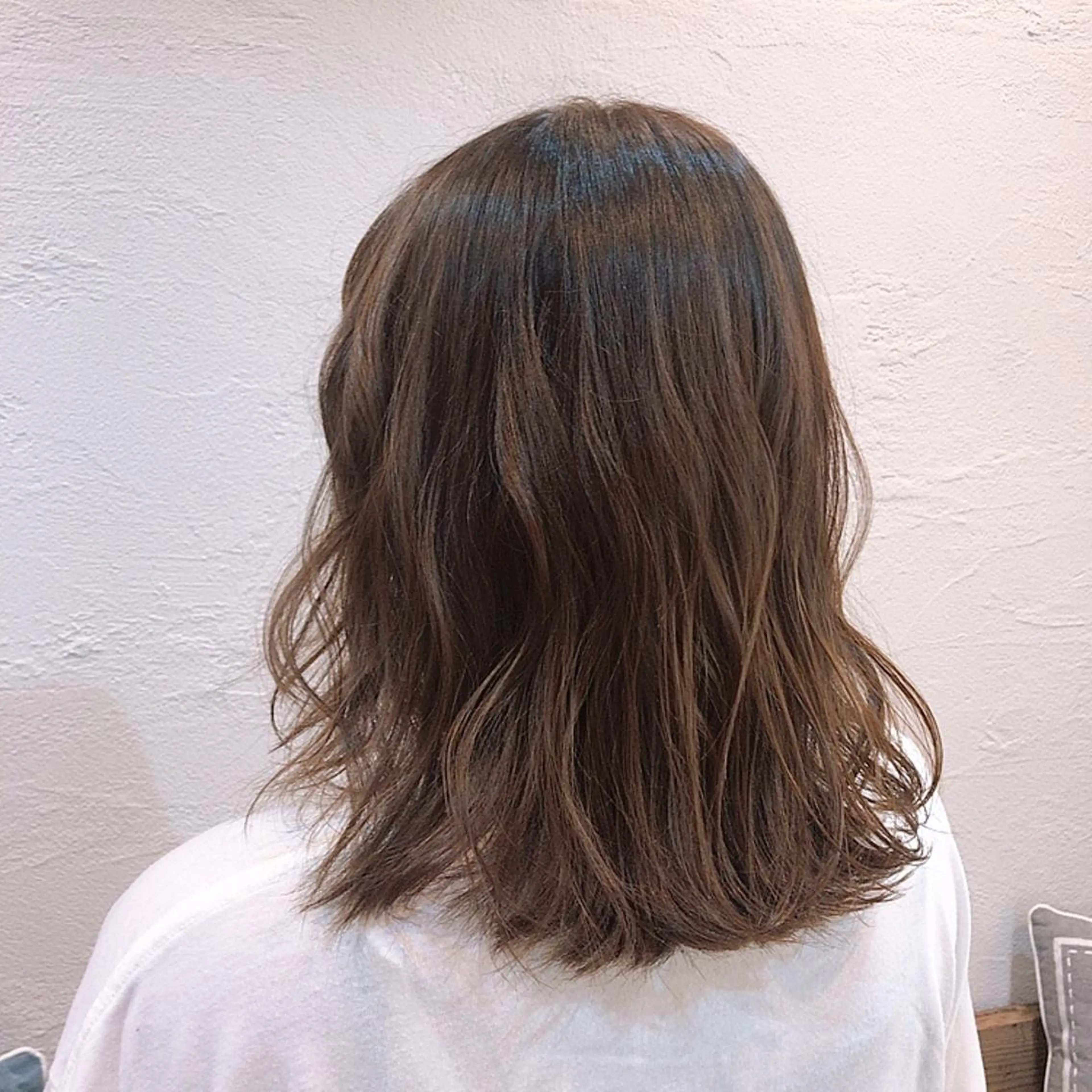 ミディアム カラー ベージュカラー ブリーチ 透明感カラー ブリーチなしカラー 韓国ヘア☁️ mitsukiのヘアスタイル