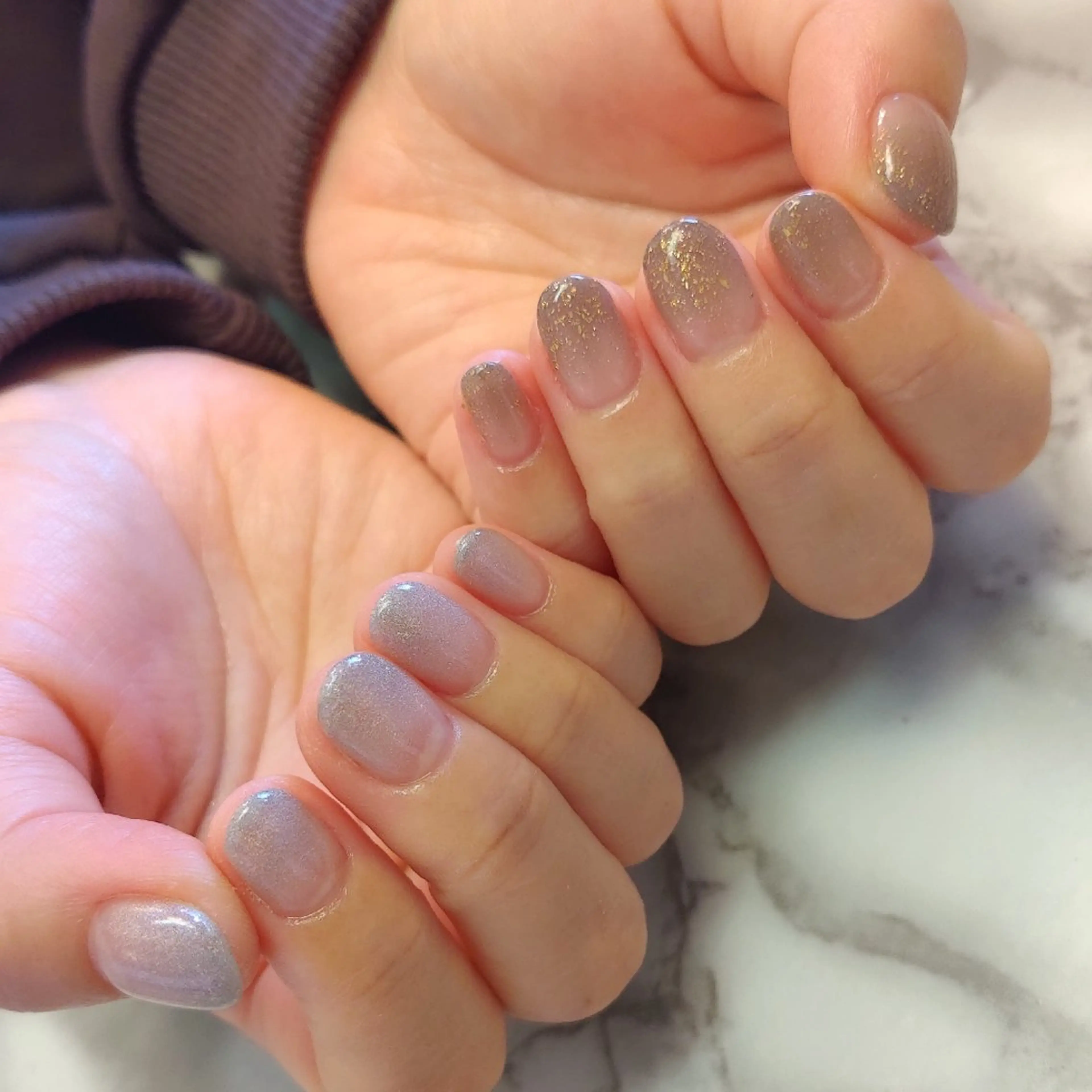 ネイル グラデーション ジェヌインネイル 河内のネイルデザイン