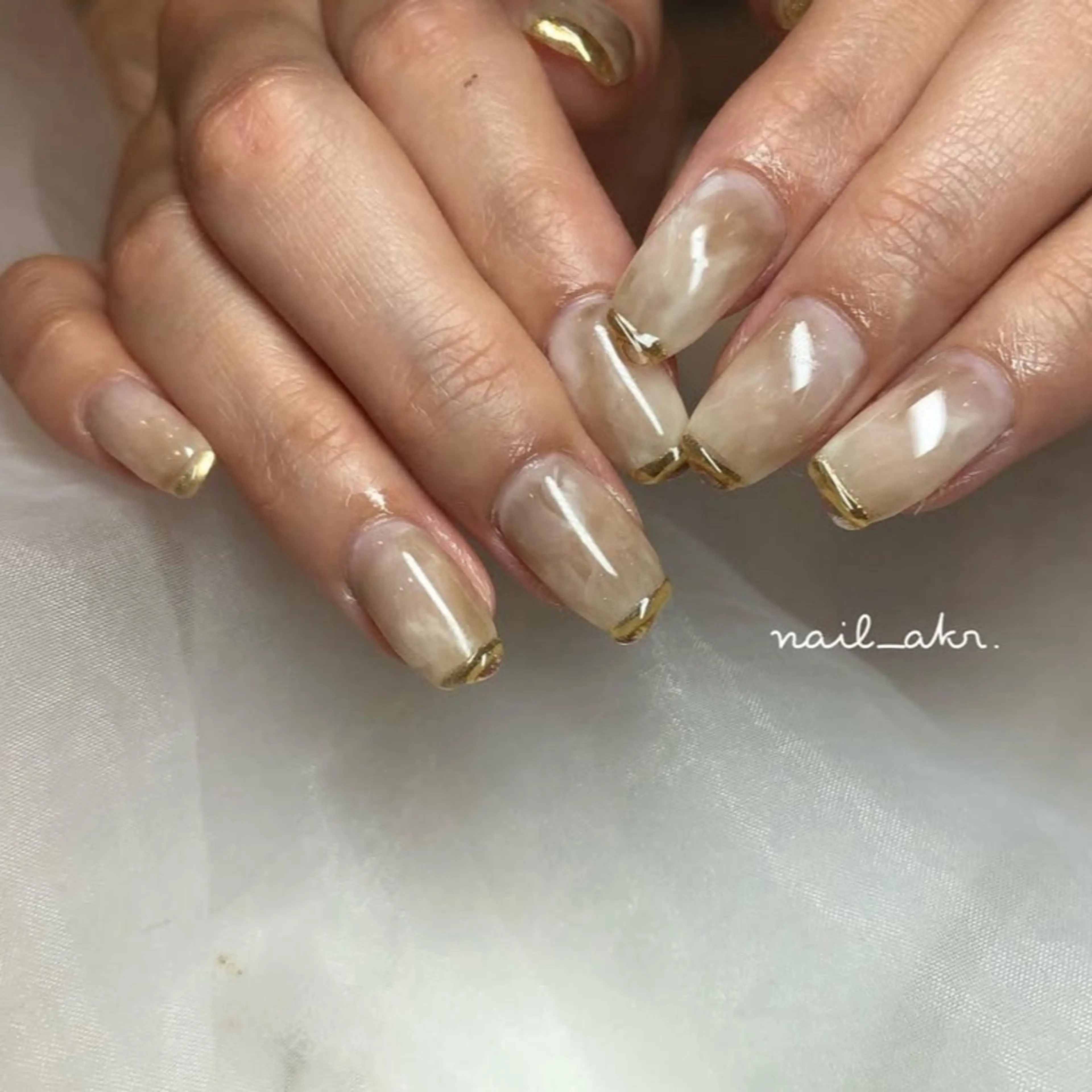 ネイル フレンチネイル ミラーネイル nailAVANCE akariのネイルデザイン