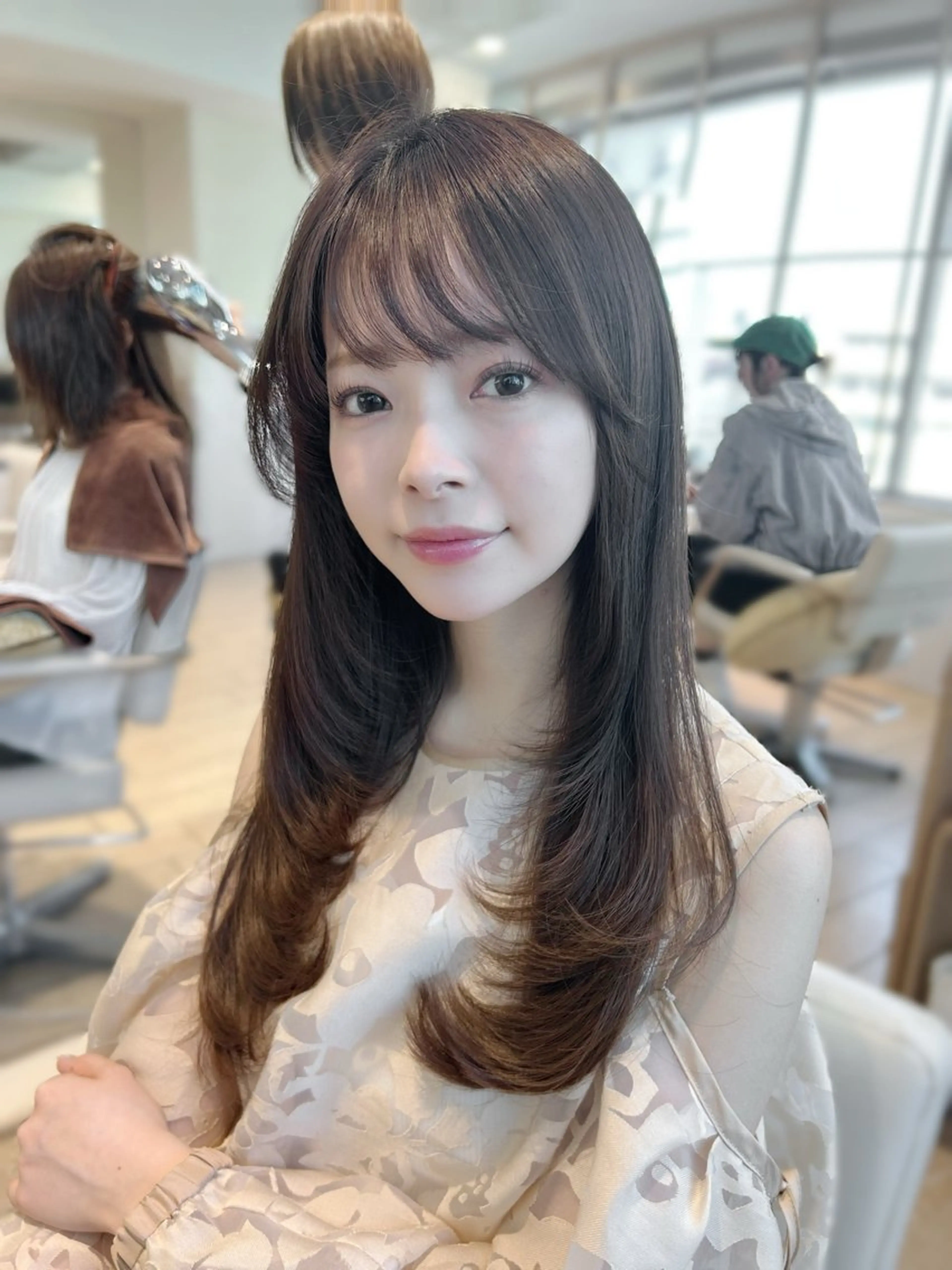 ロング カット ヘアカラー トリートメント 🎀大竹美侑／顔まわ りカット／レイヤーのヘアスタイル