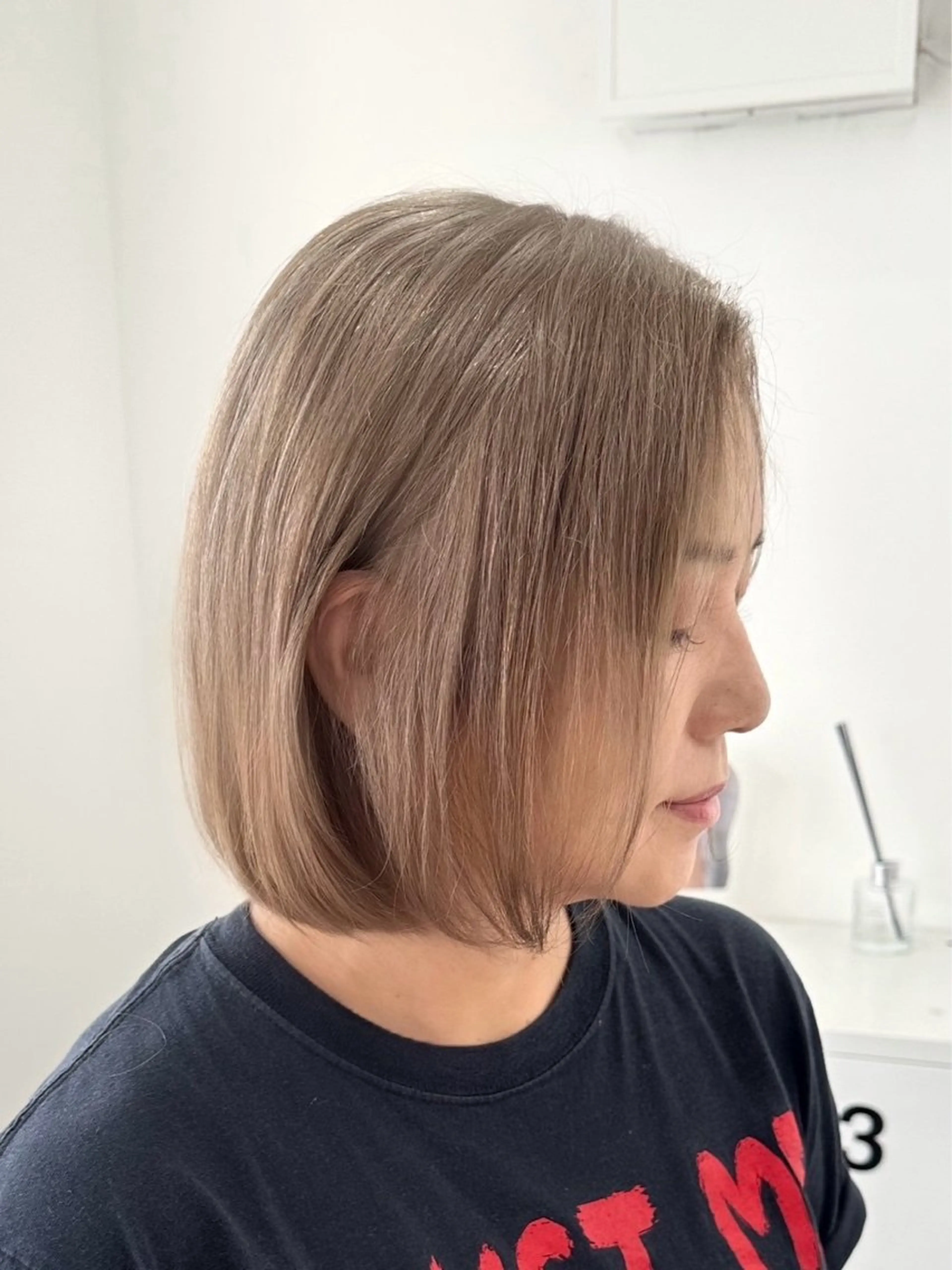 ショート カラー ベージュカラー ブリーチ ハイトーンカラー ミルクティーベージュ suiw ♡AYA♡のヘアスタイル