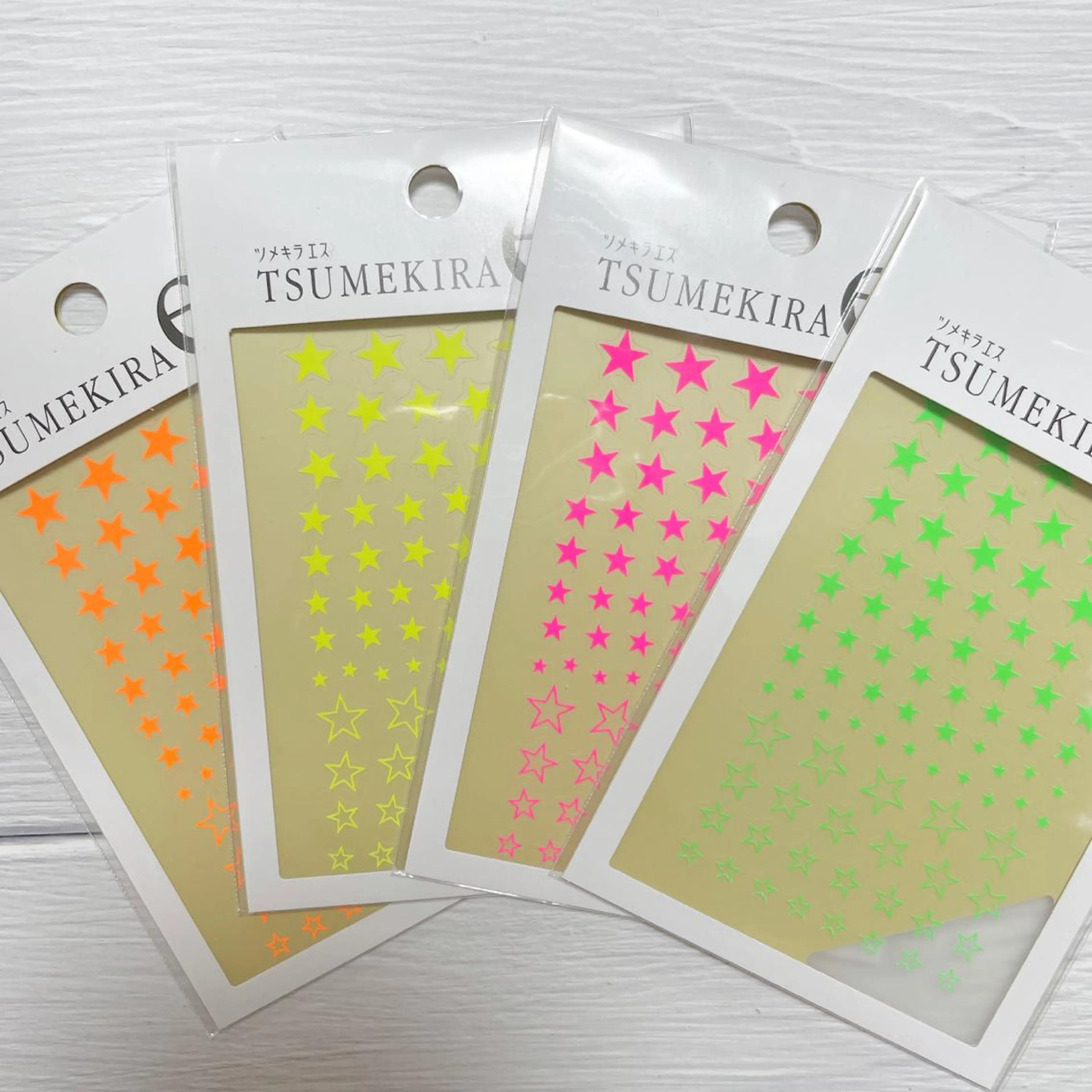 ネイル Nail Blue512所属・Nailist MINORIのネイルデザイン