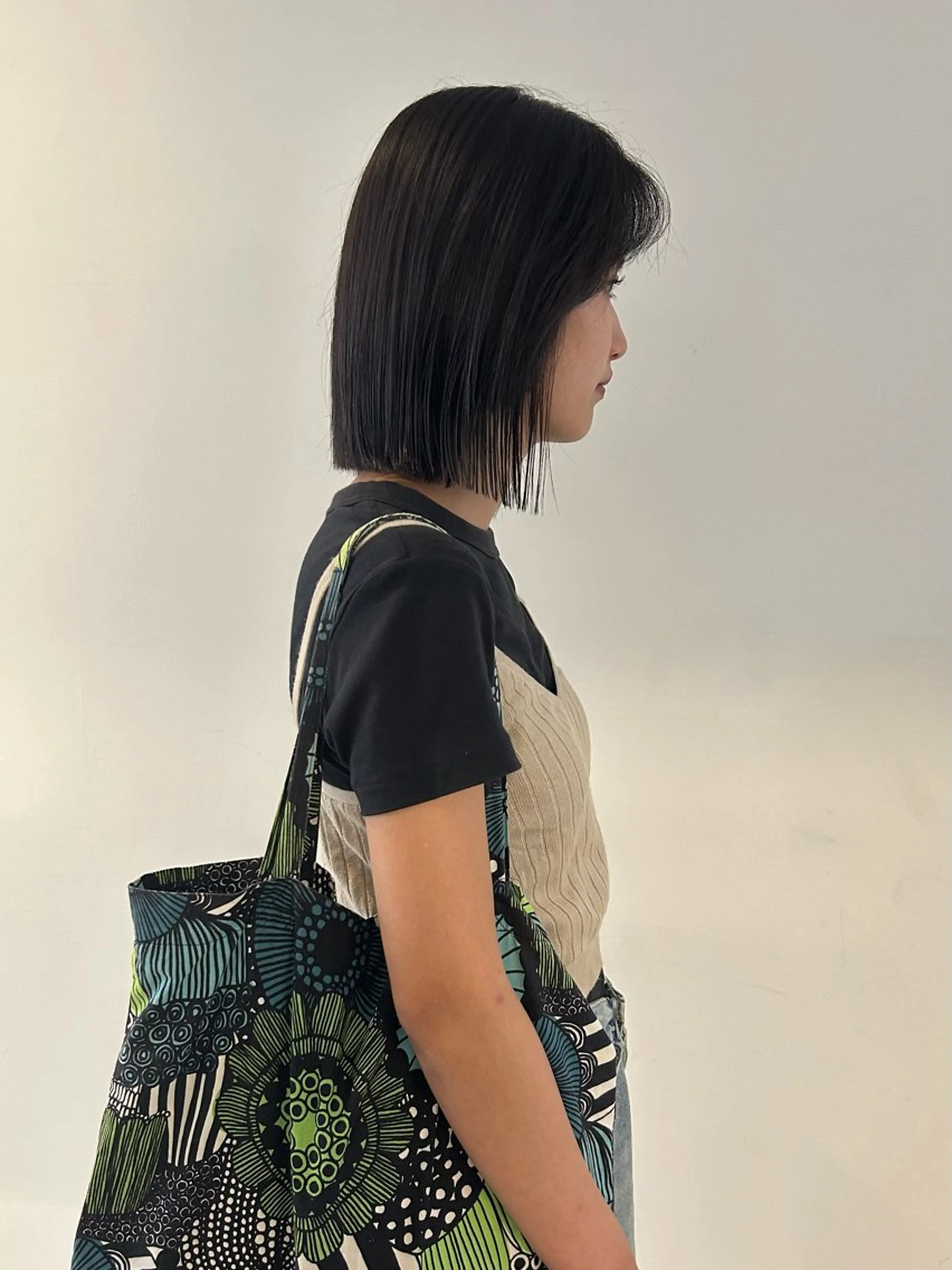 ミディアム カラー 透明感カラー ボブ 顔まわりレイヤー 顔周りカット レイヤーカット カット ヘアカラー トリートメント nonoka オリーブ/レイヤーのヘアスタイル