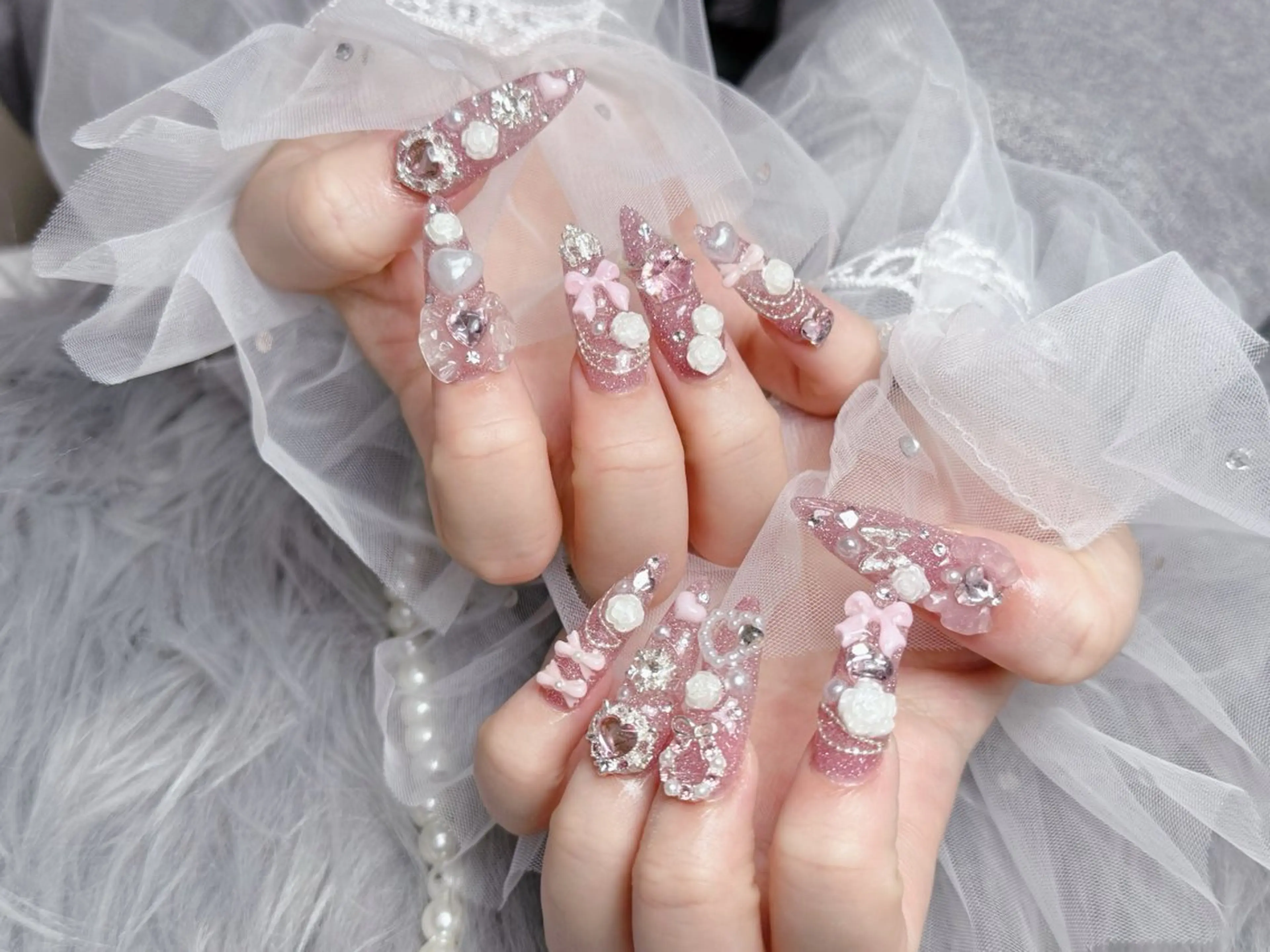 ネイル lucky nail 歌舞伎町のネイルデザイン