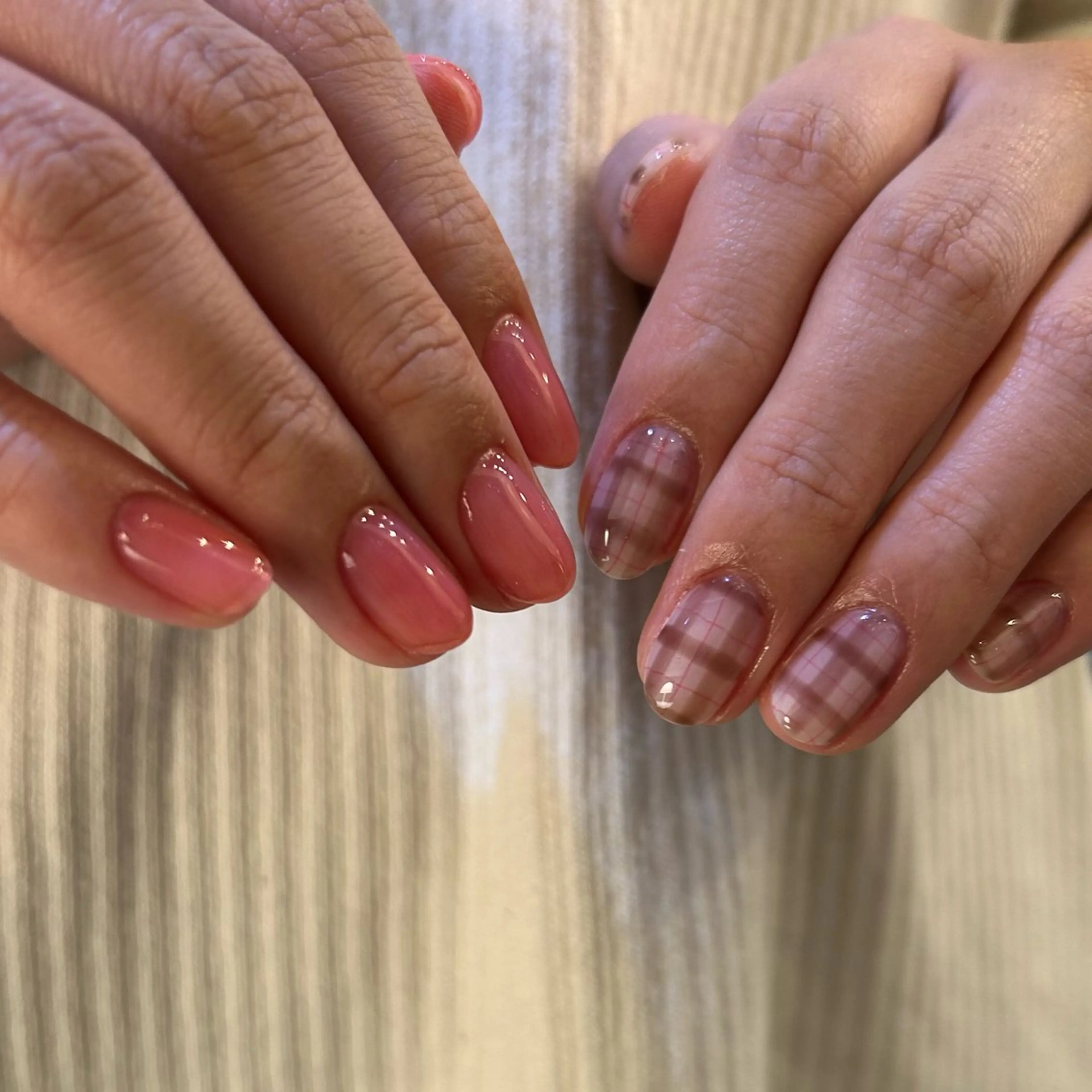 ネイル Yumi シンプルネイルのネイルデザイン