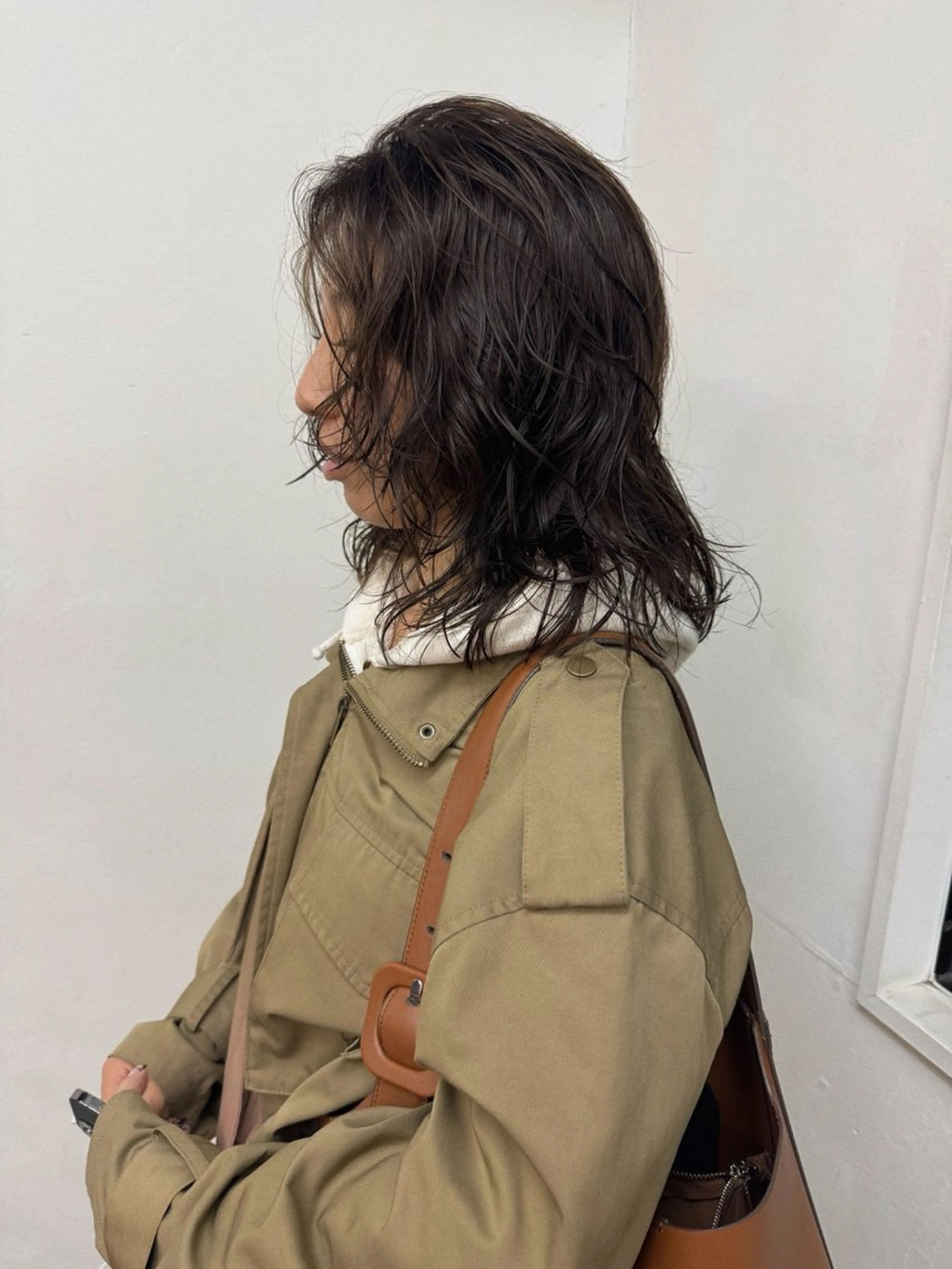 ミディアム パーマ ヘアアレンジ ミディアムパーマ ニュアンスパーマ カット パーマ トリートメント ニュアンスヘア🌔 nanakoのヘアスタイル