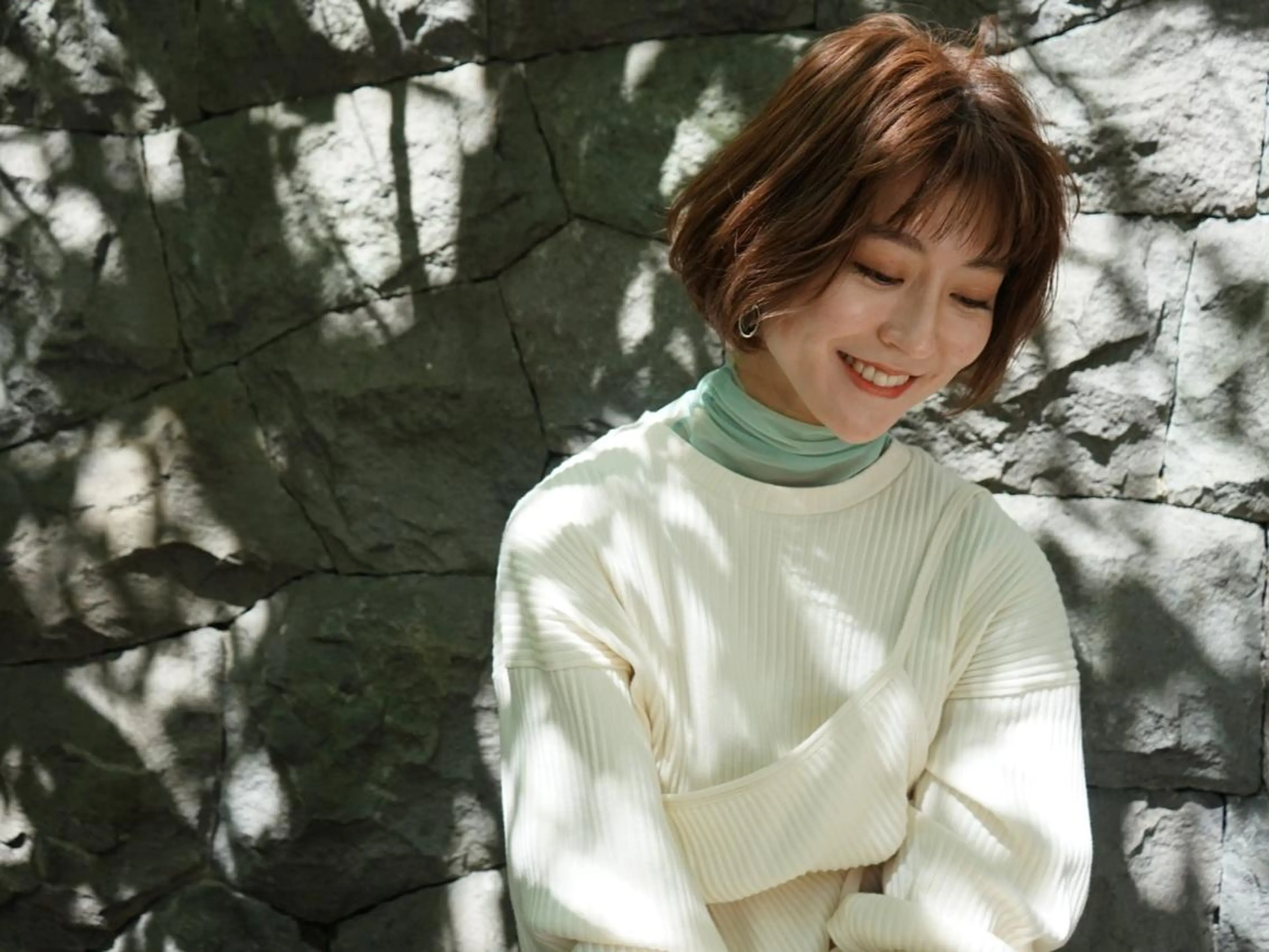 ショート カラー パーマ ヘアアレンジ アディクシーカラー ケアカラー 髪質改善 トリートメント ストレートパーマ カット トリートメント ヘッドスパ ヘアケア特化型サロン newi 梅田のヘアスタイル