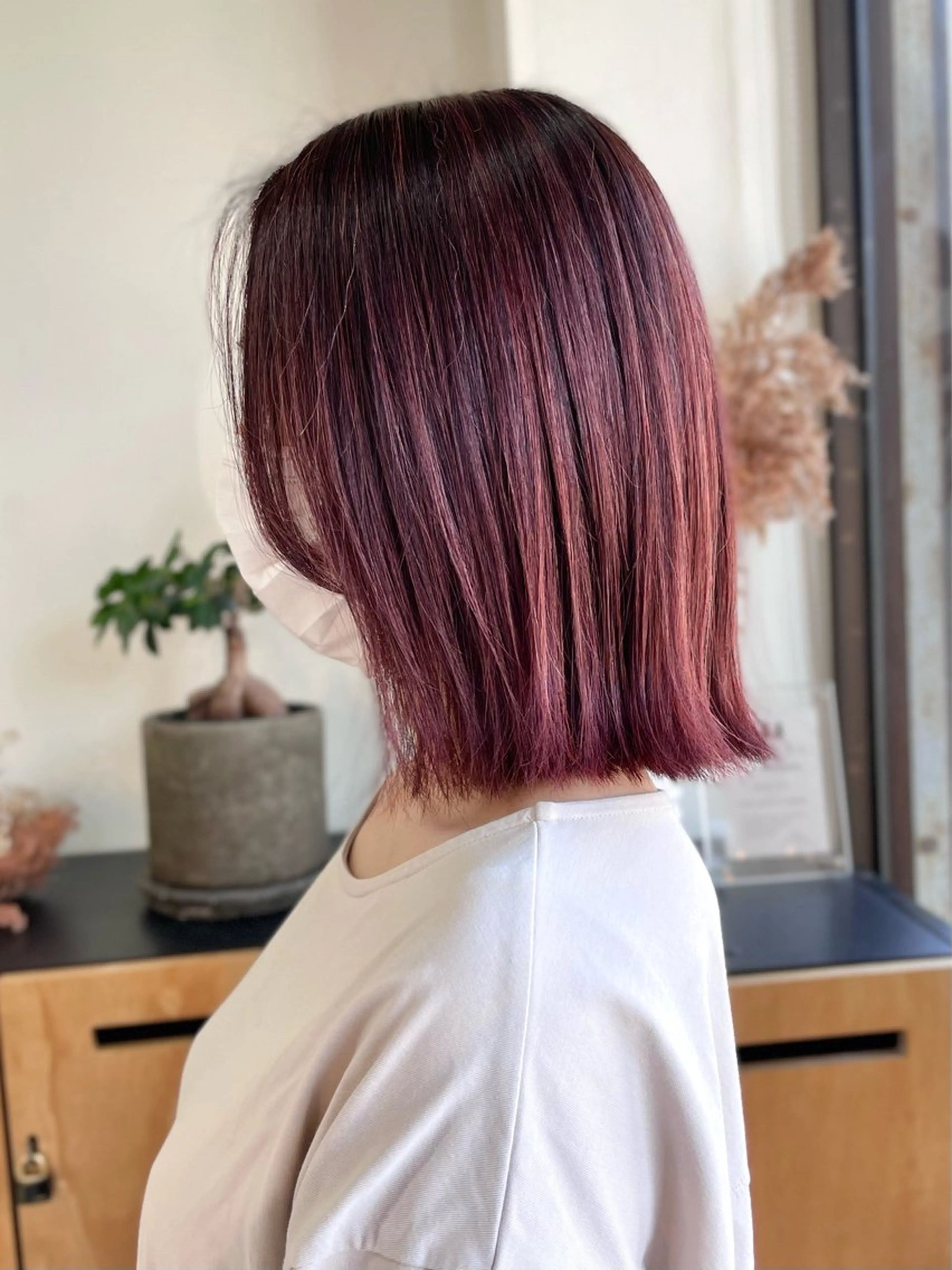 ミディアム カラー ハイライトカラー ピンクカラー ハイライト ヘアカラー 🎨カラー専門家🎨 チャーリーのヘアスタイル