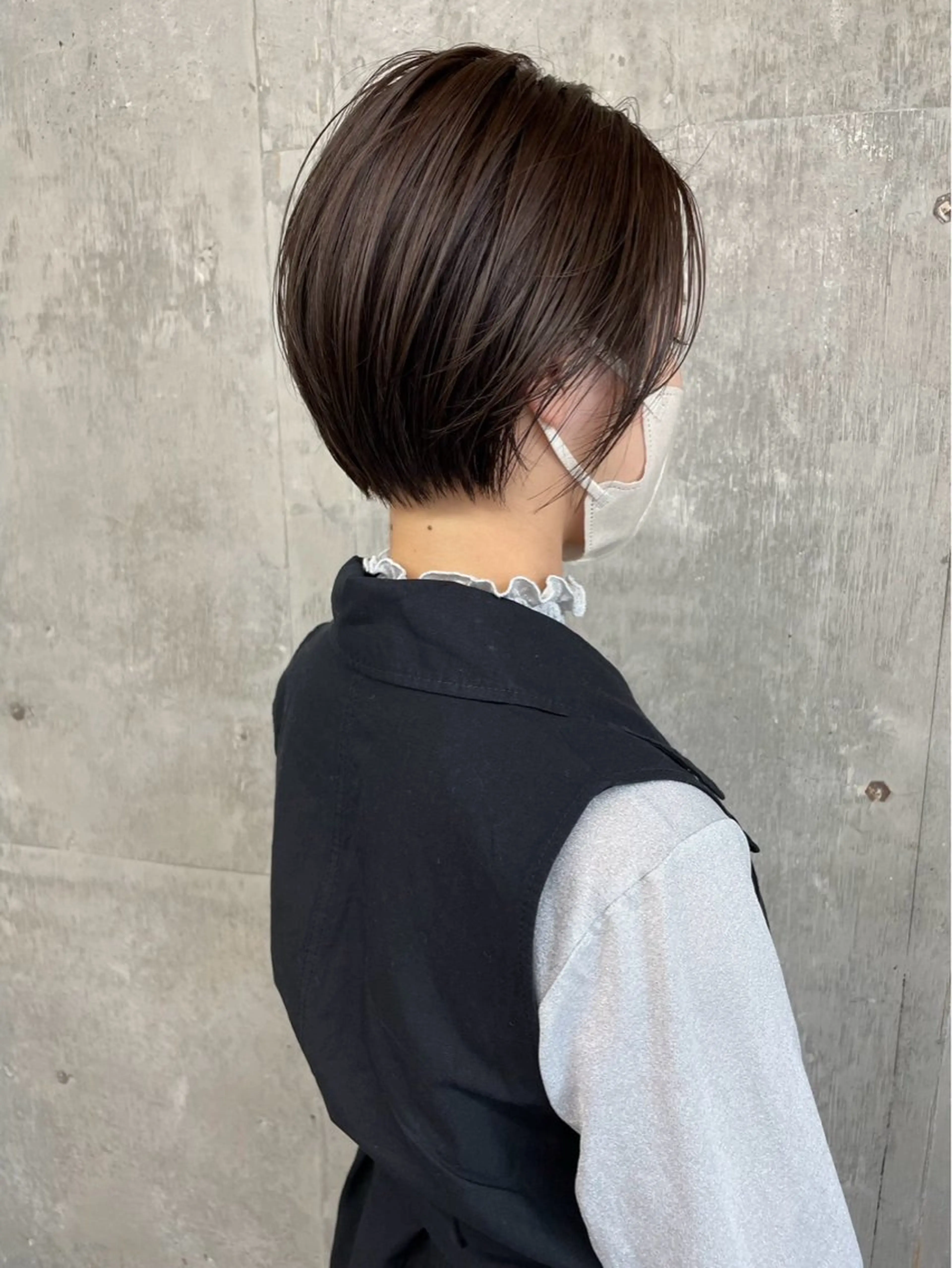 ショート 鈴木瑛里／ブロンド ベージュ／男女のヘアスタイル