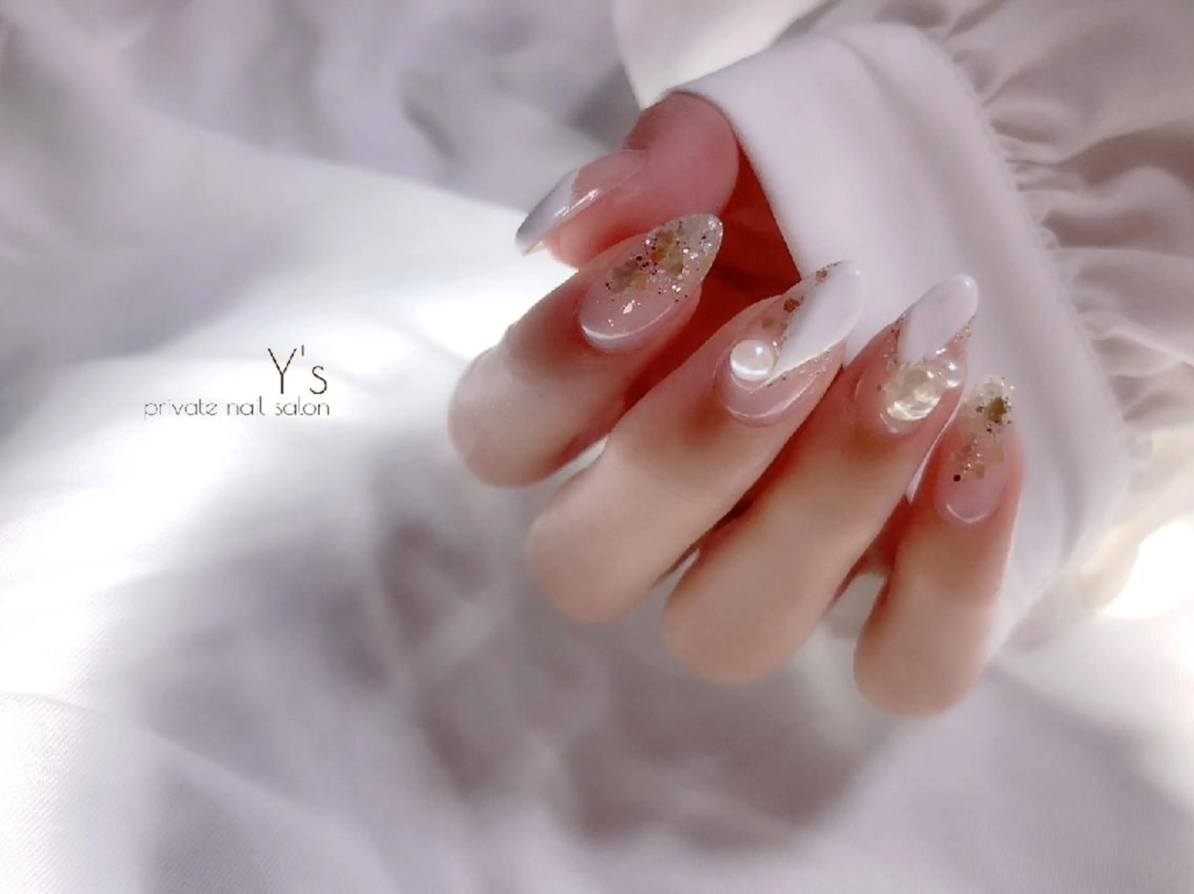 ネイル ハンドネイル YUMI NAGAI  のネイルデザイン