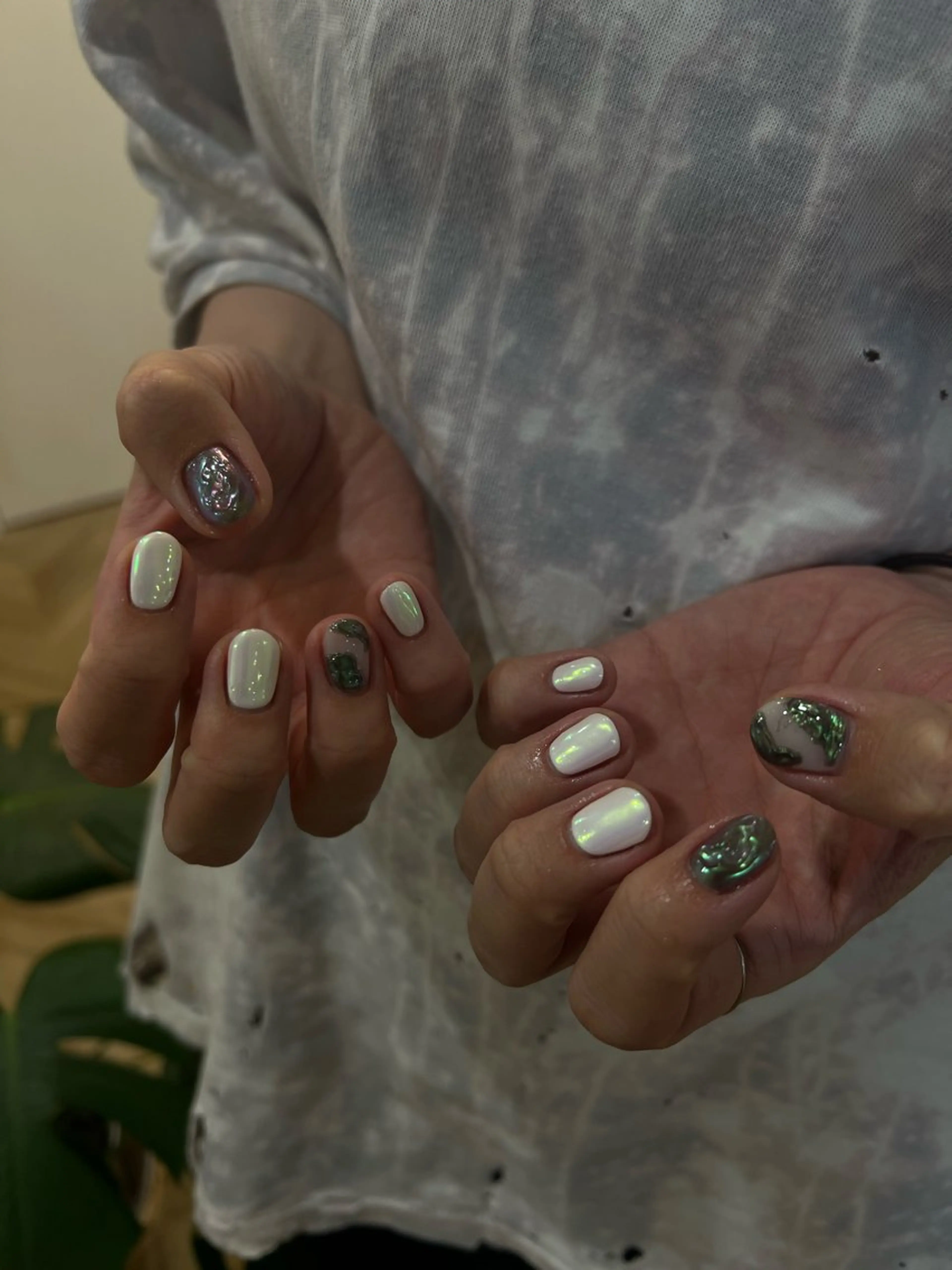 ネイル ハンドネイル フットネイル ハンドケア Nes.Nail所属・Miyagi Asamiのネイルデザイン