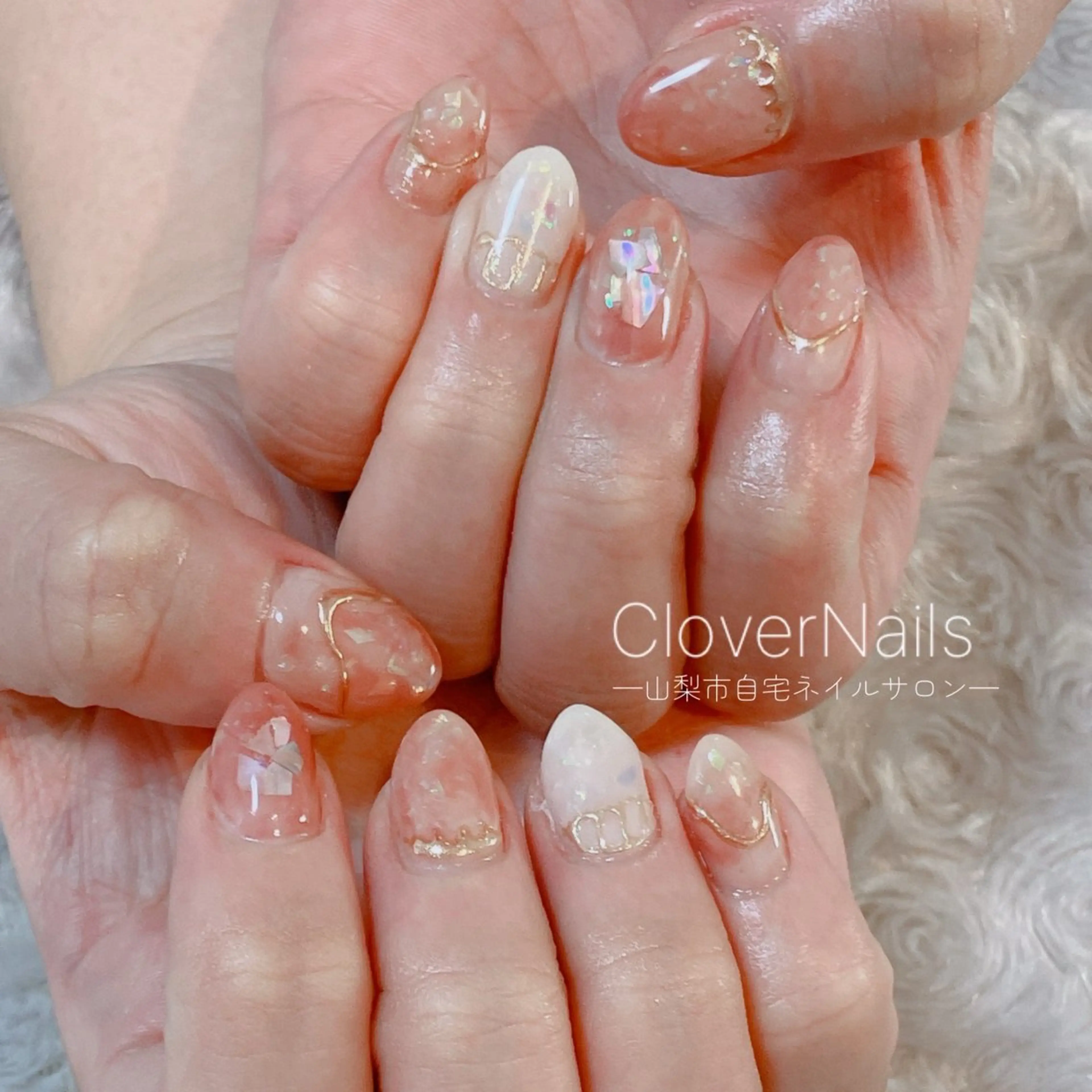 ネイル ブラウン 持ち込み ニュアンスネイル 赤色 ブライダルネイル ハンドネイル 自宅ネイルサロン クロバーネイルのネイルデザイン