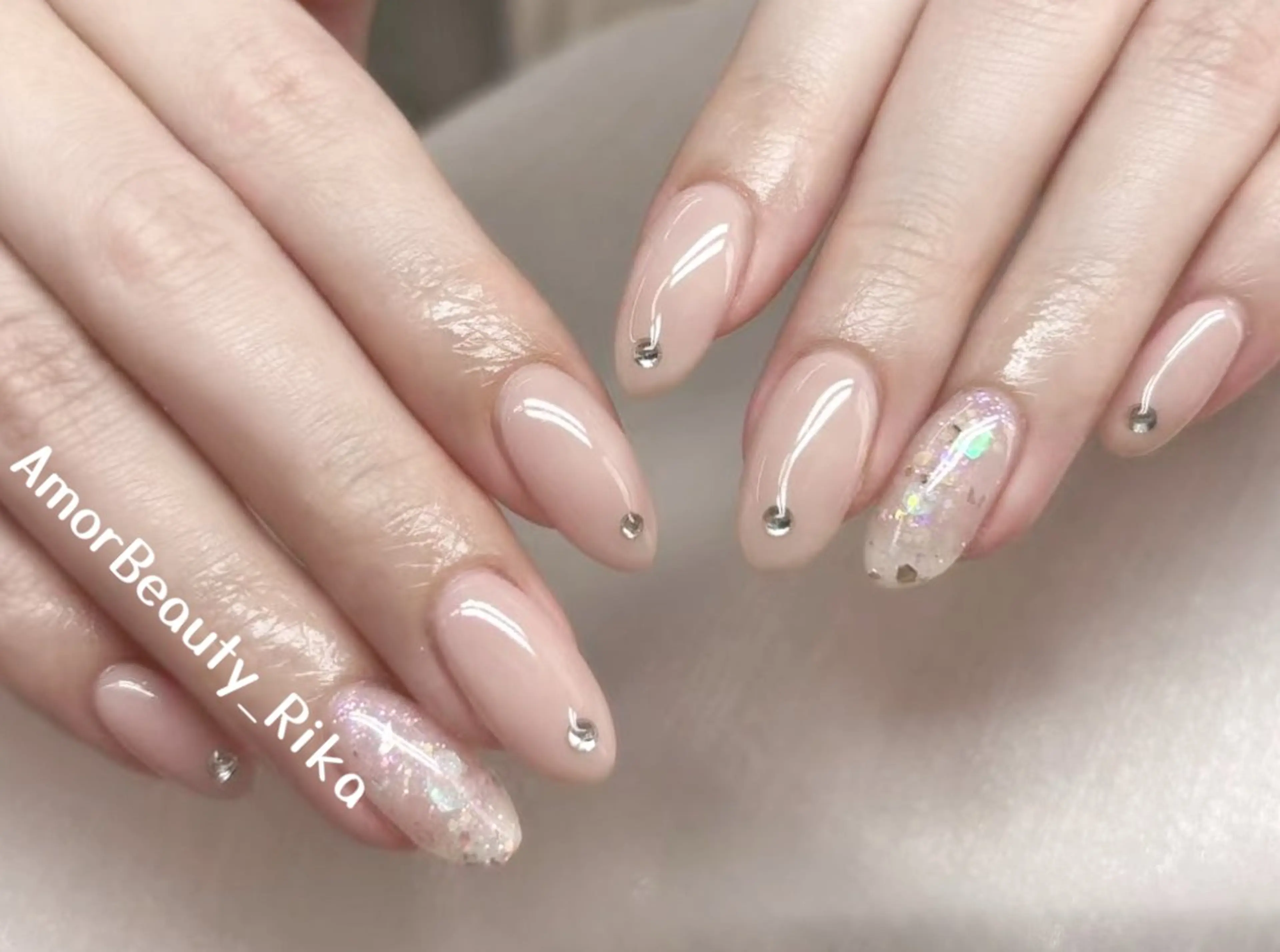 ネイル ハンドネイル Kaka_ パラジェル、長さだしのネイルデザイン