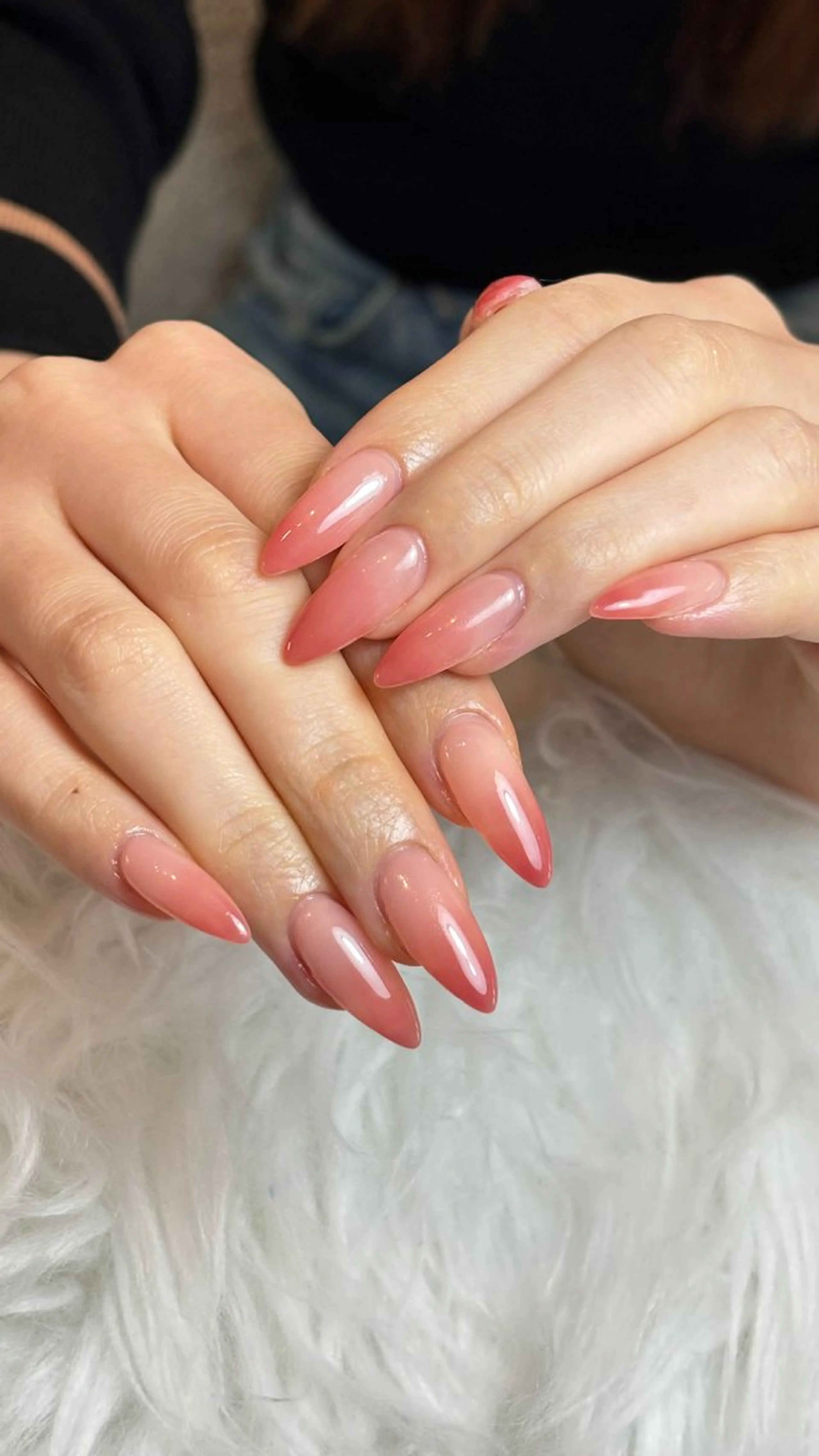 ネイル オーロラネイル ボルドー ブラウン 氷ネイル・うるうるネイル キラキラネイル Julli NailStudioのネイルデザイン