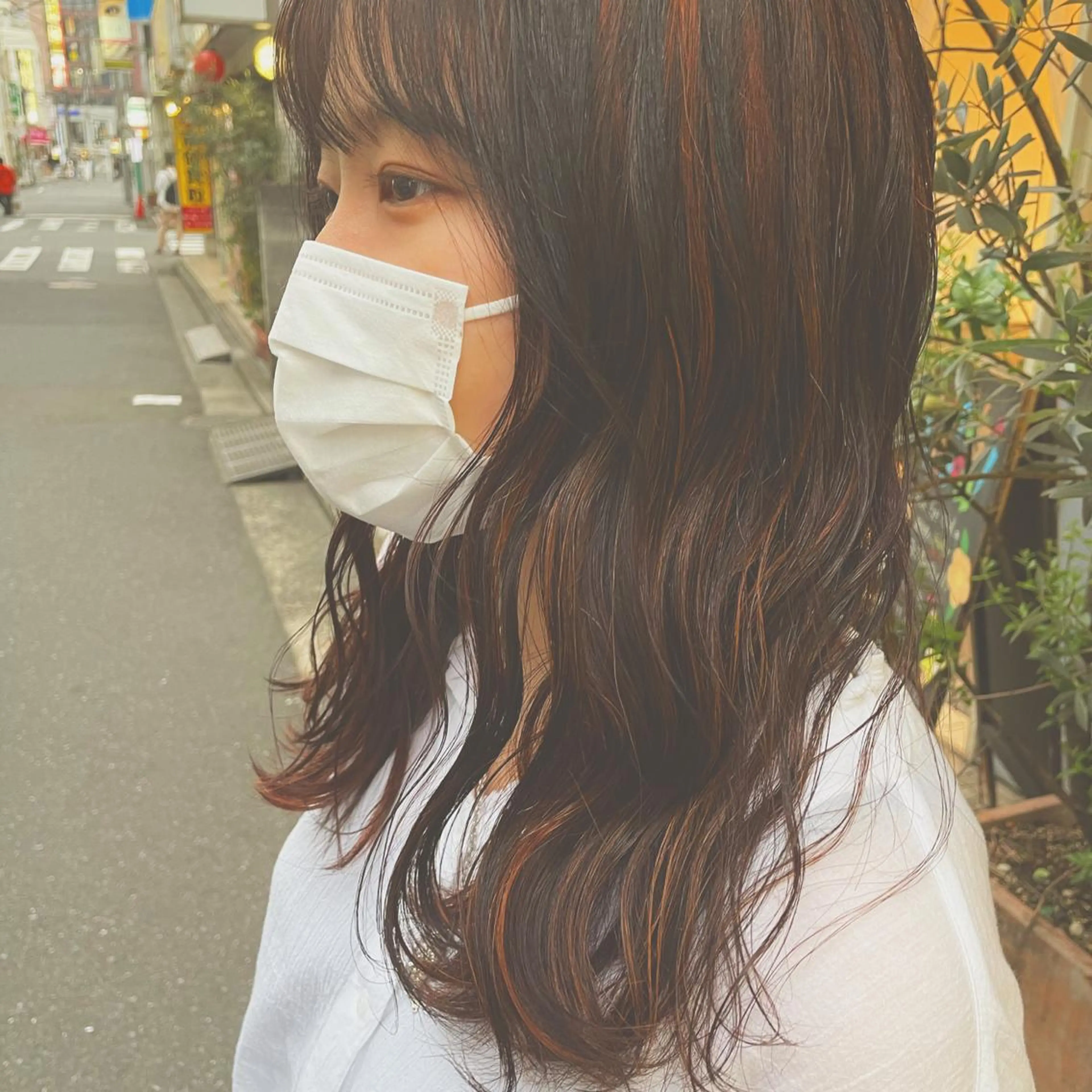 セミロング カラー ヘアアレンジ ブリーチ デザインカラー ハイライトカラー ハイライト ヘアカラー ハイトーンピンク🍑 ブリーチ🍑RINAのヘアスタイル