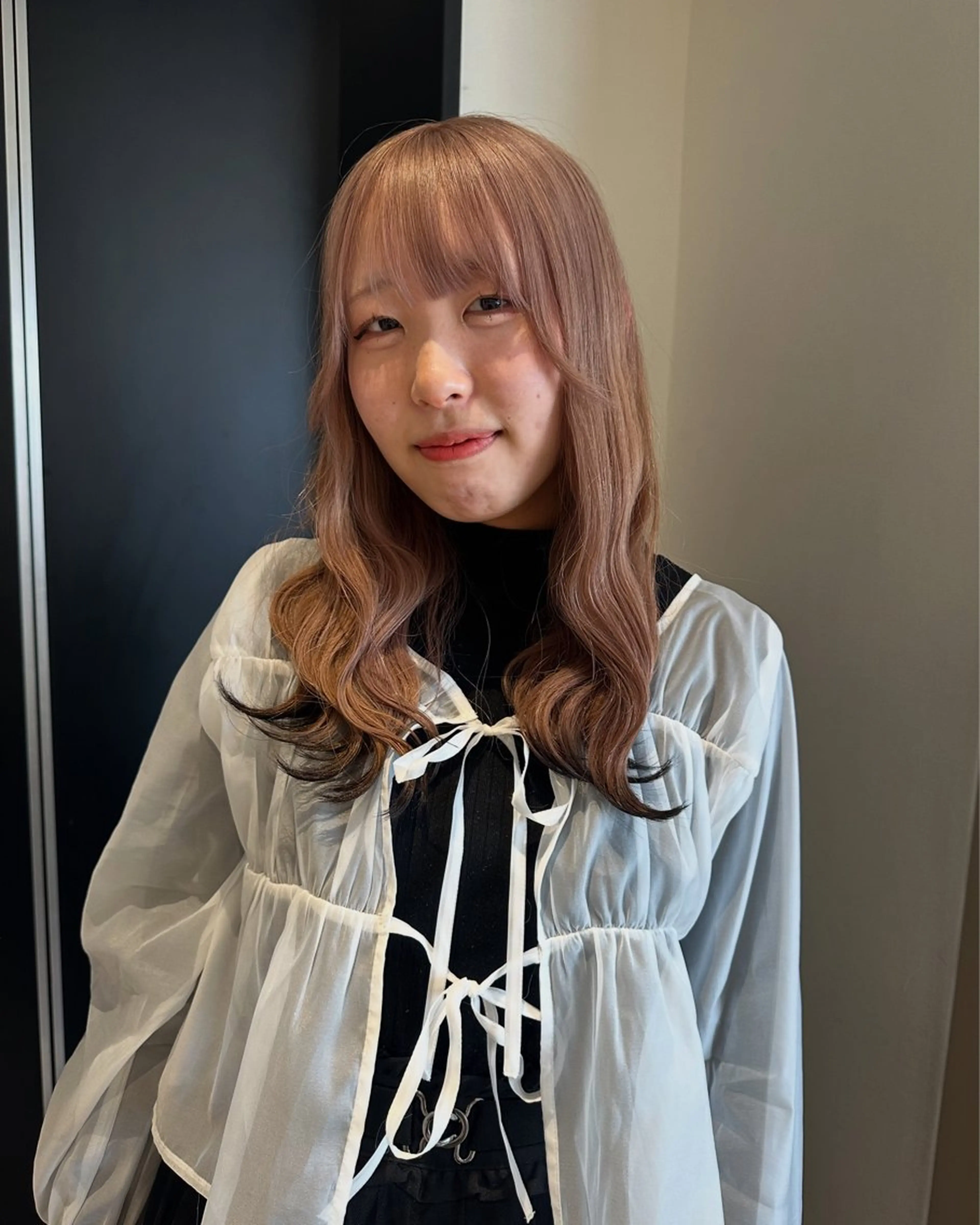 セミロング カラー Maria 梅田/デザインカラーのヘアスタイル