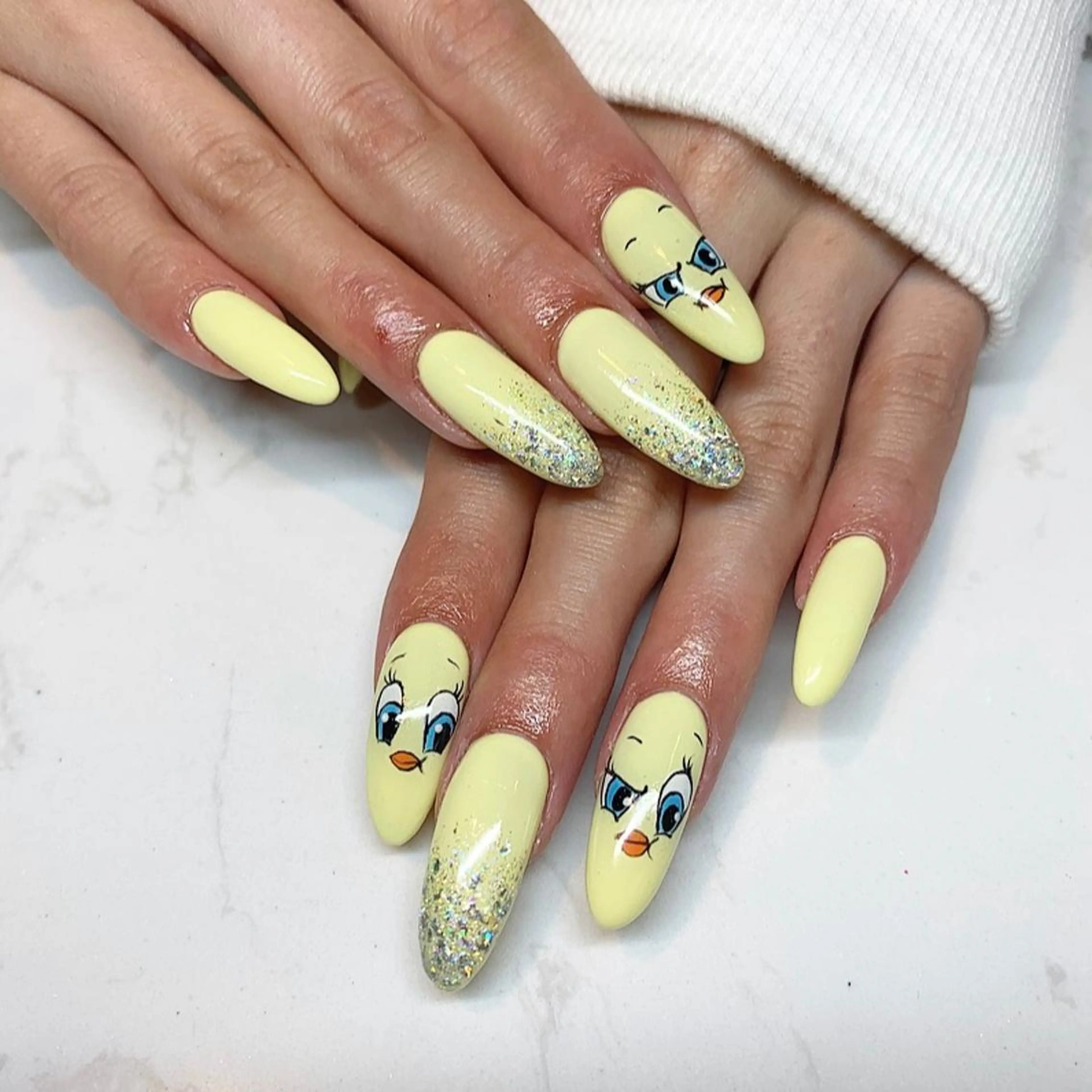 ネイル AERA nail shino🐱⸝꙳のネイルデザイン