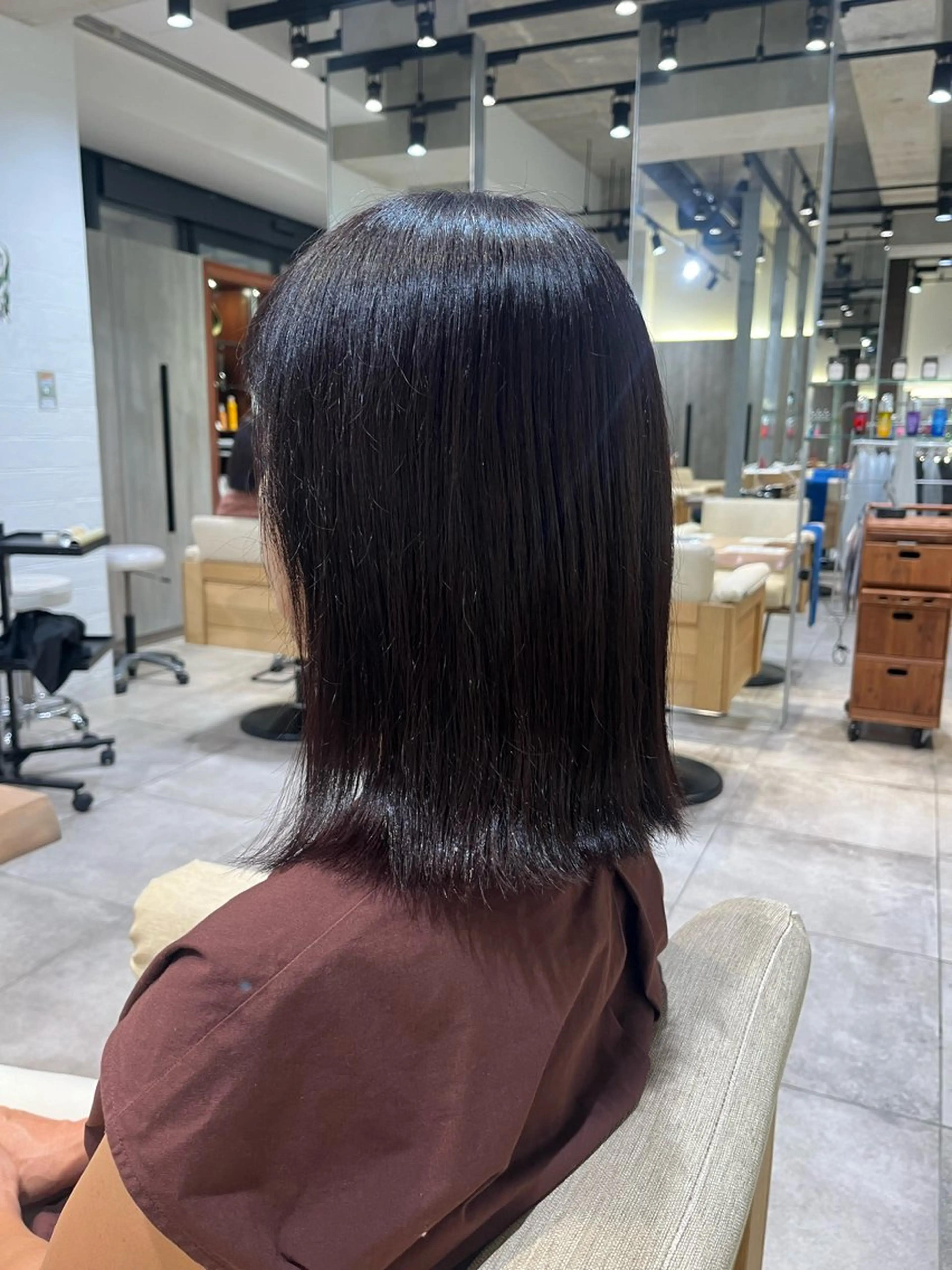 ミディアム カラー ヘアカラー かどの あゆみのヘアスタイル