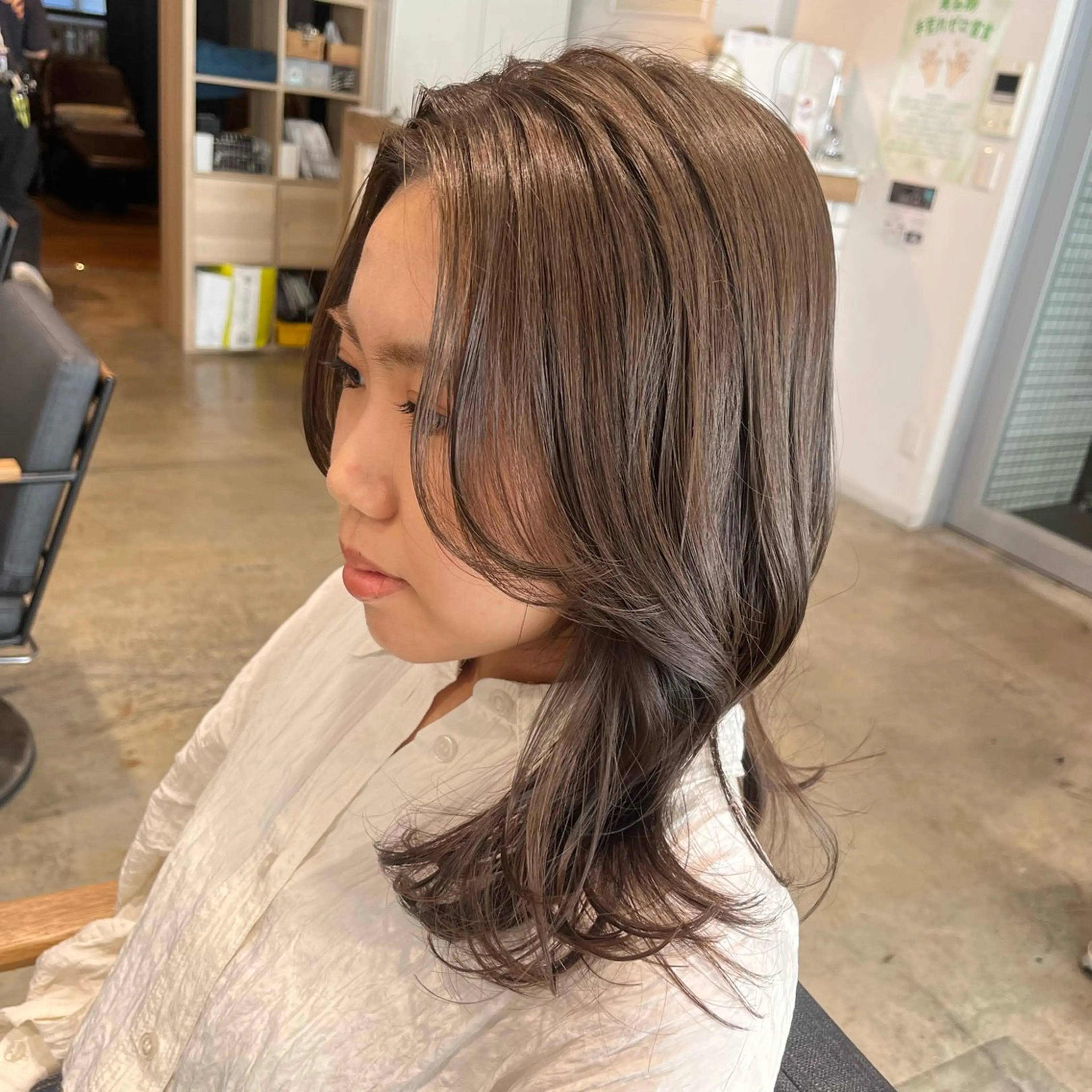 【🌷ブリーチなしイルミナダブルカラー＋艶トリートメント🌷】の写真