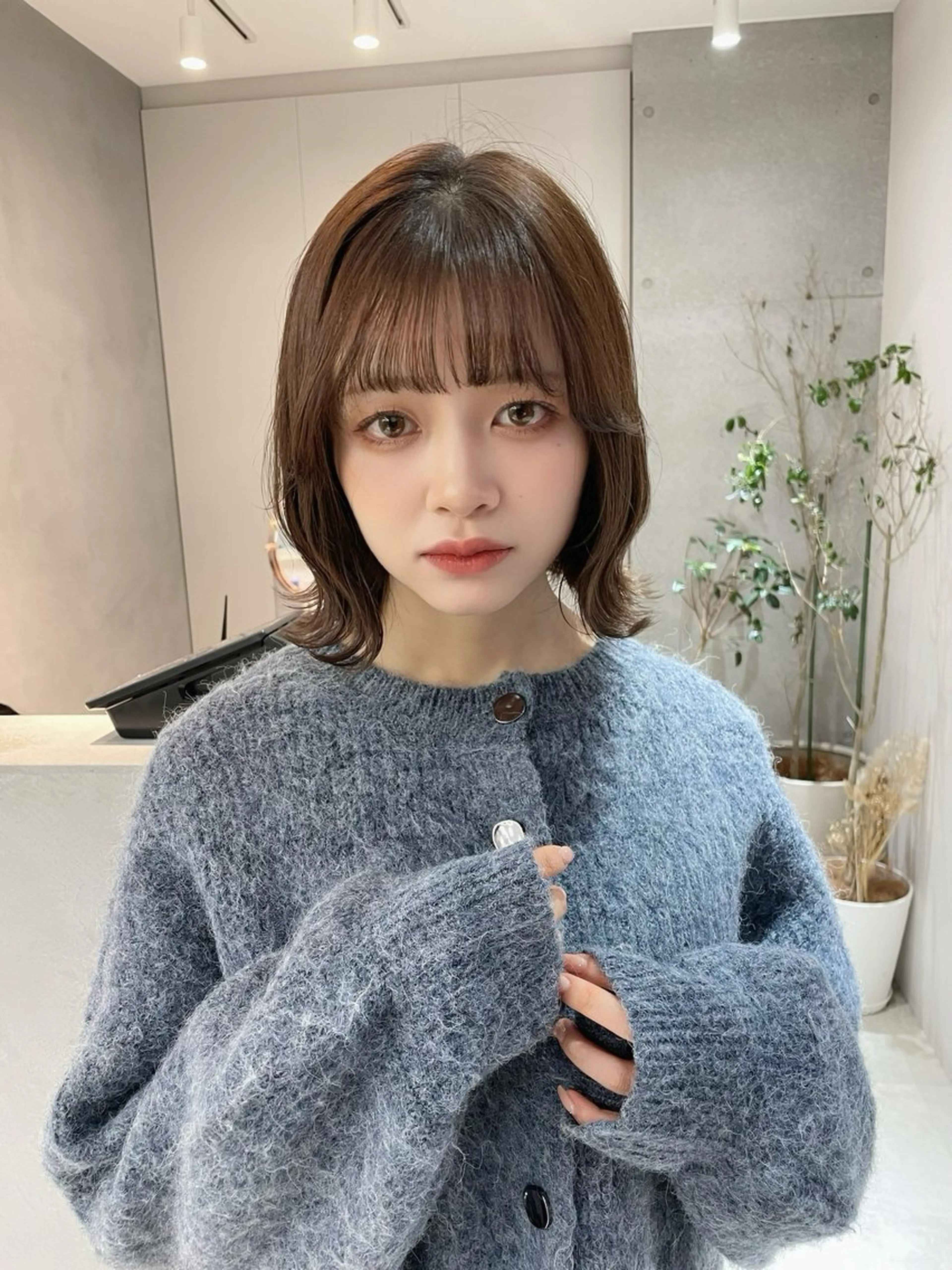 ミディアム カラー ボブ/地毛風縮毛矯正 茉青🤍新宿代々木のヘアスタイル