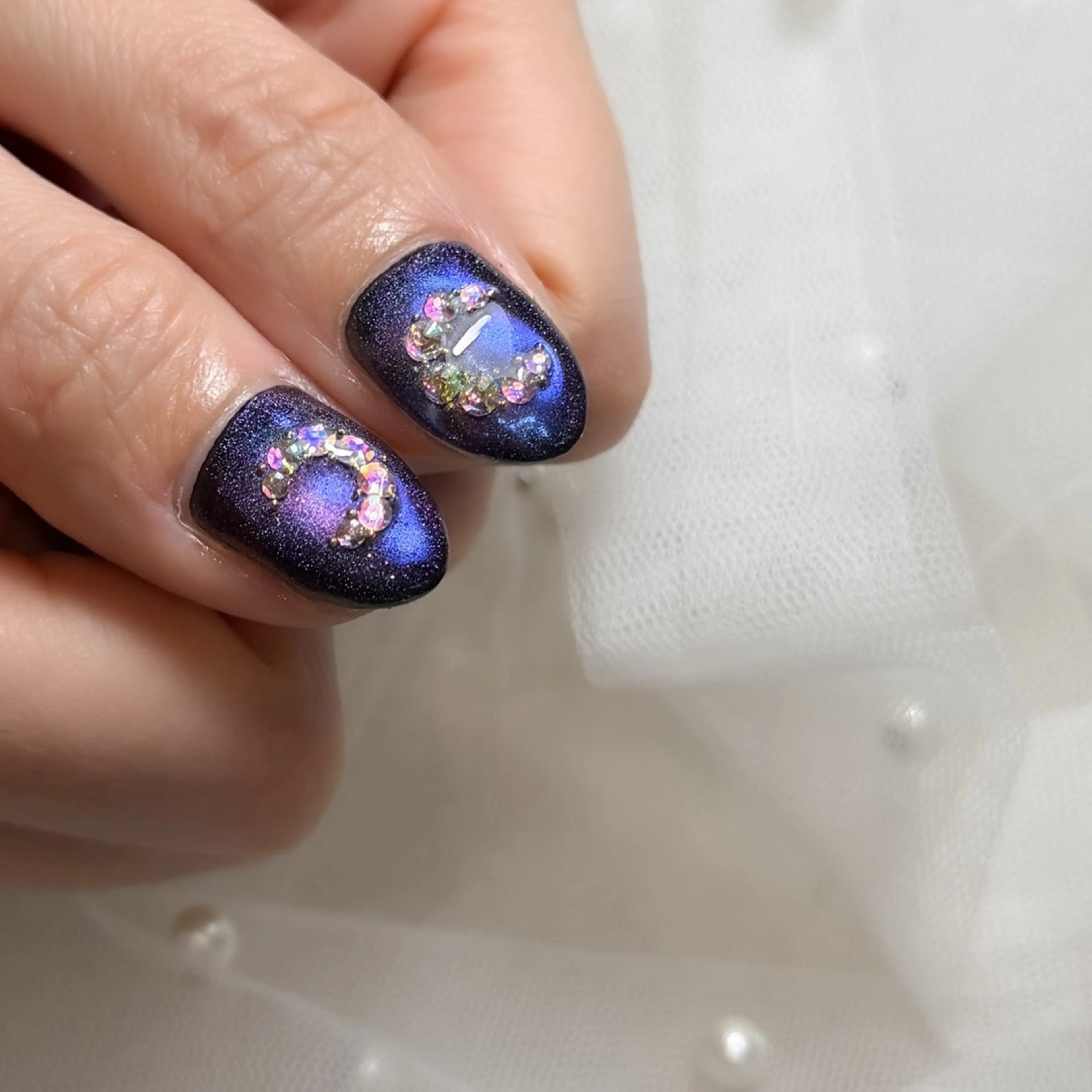 ネイル ハンドネイル フットネイル 岡部 彩美のマツエク・マツパデザイン