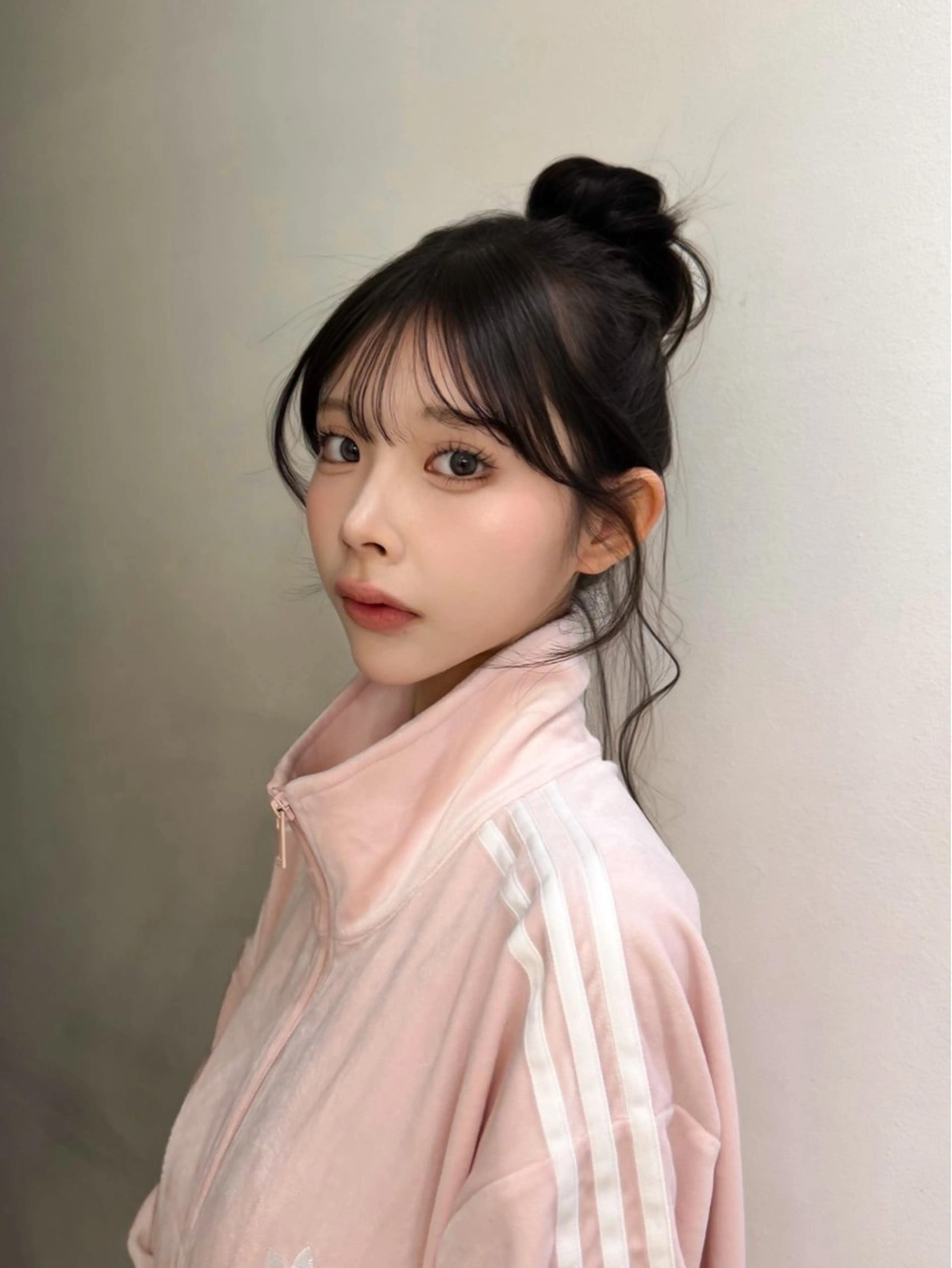 セミロング ヘアアレンジ お団子ヘア ヘアセット 韓国ヘア/顔周り ヘアセット/加藤優里のヘアスタイル