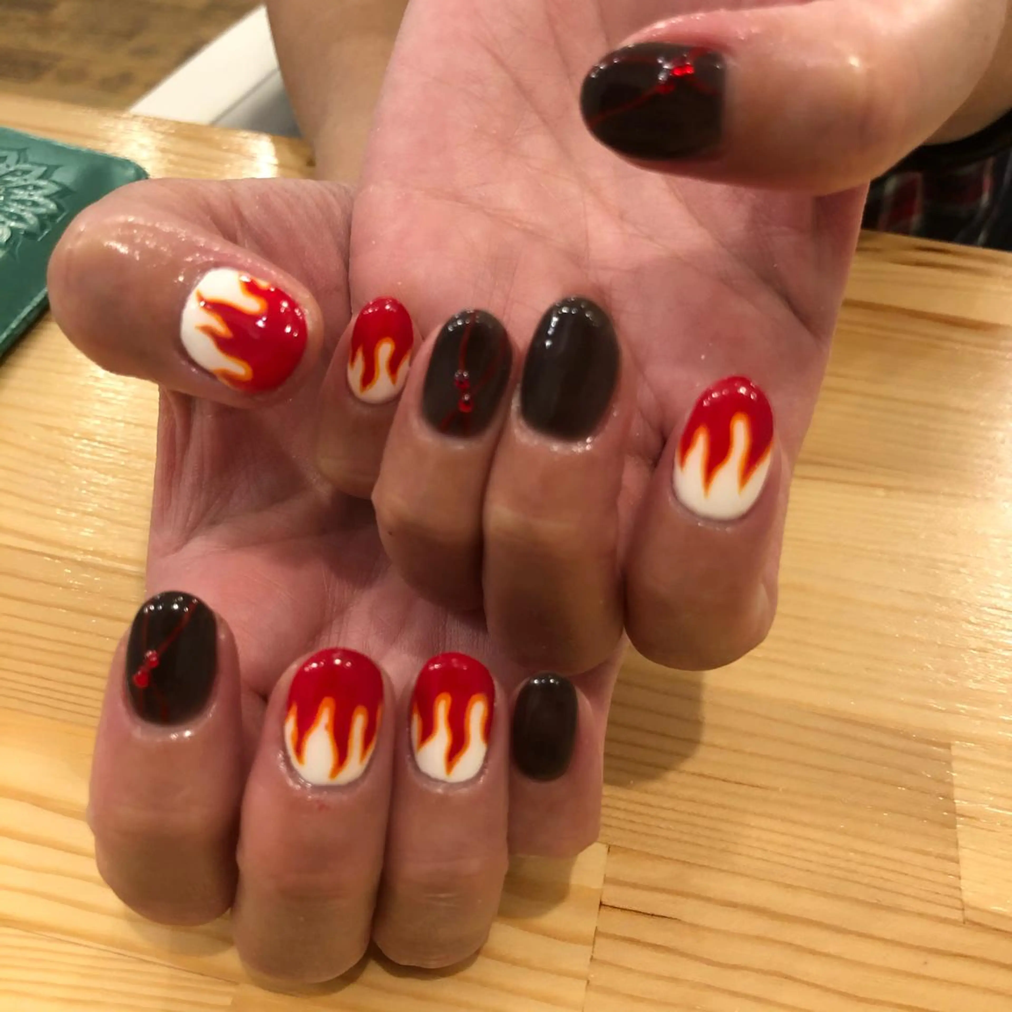 ネイル ハンドネイル NAIL Alaia 𓇼のネイルデザイン