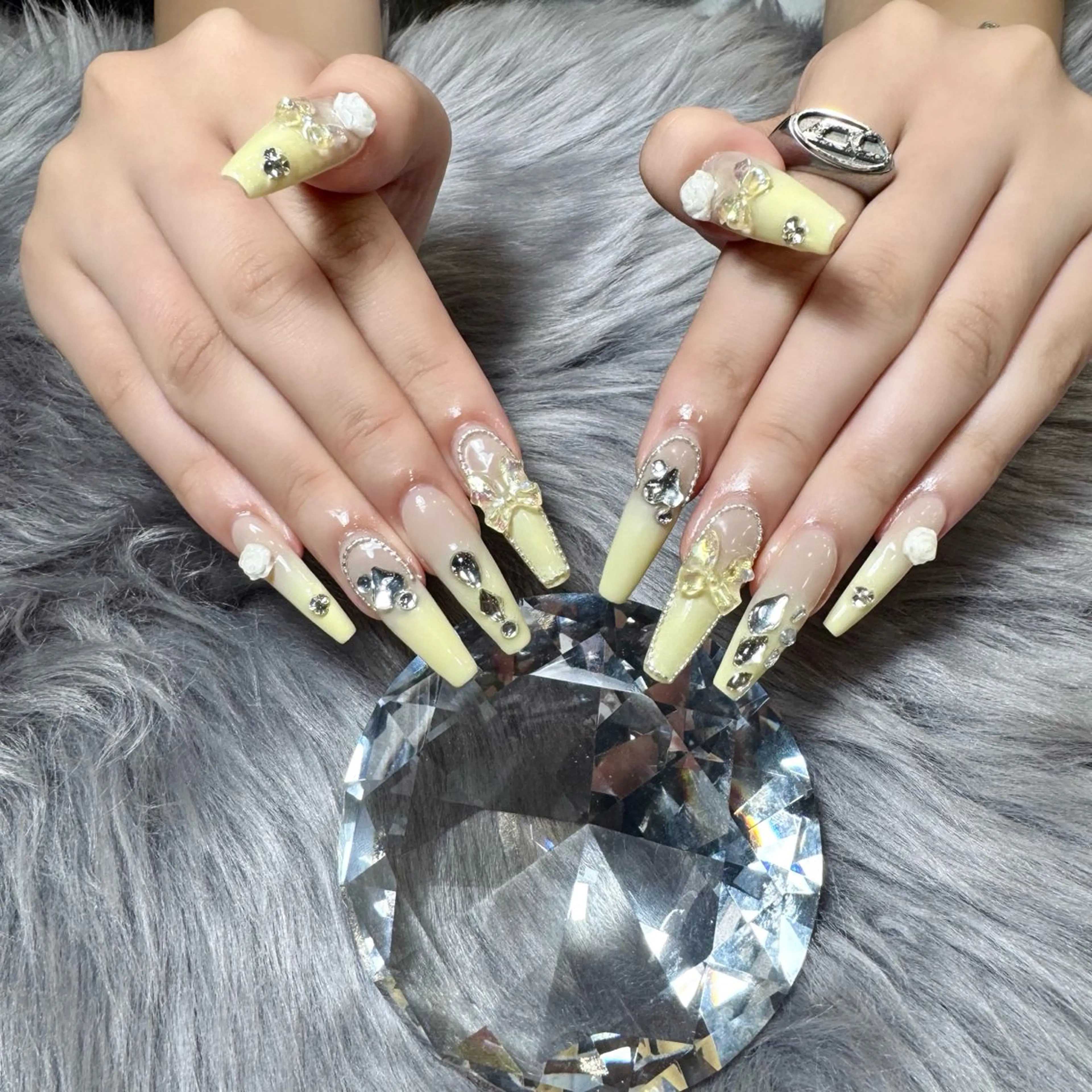 ネイル ハンドネイル ドリスネイルサロン所属・Doris Nail Salonのネイルデザイン