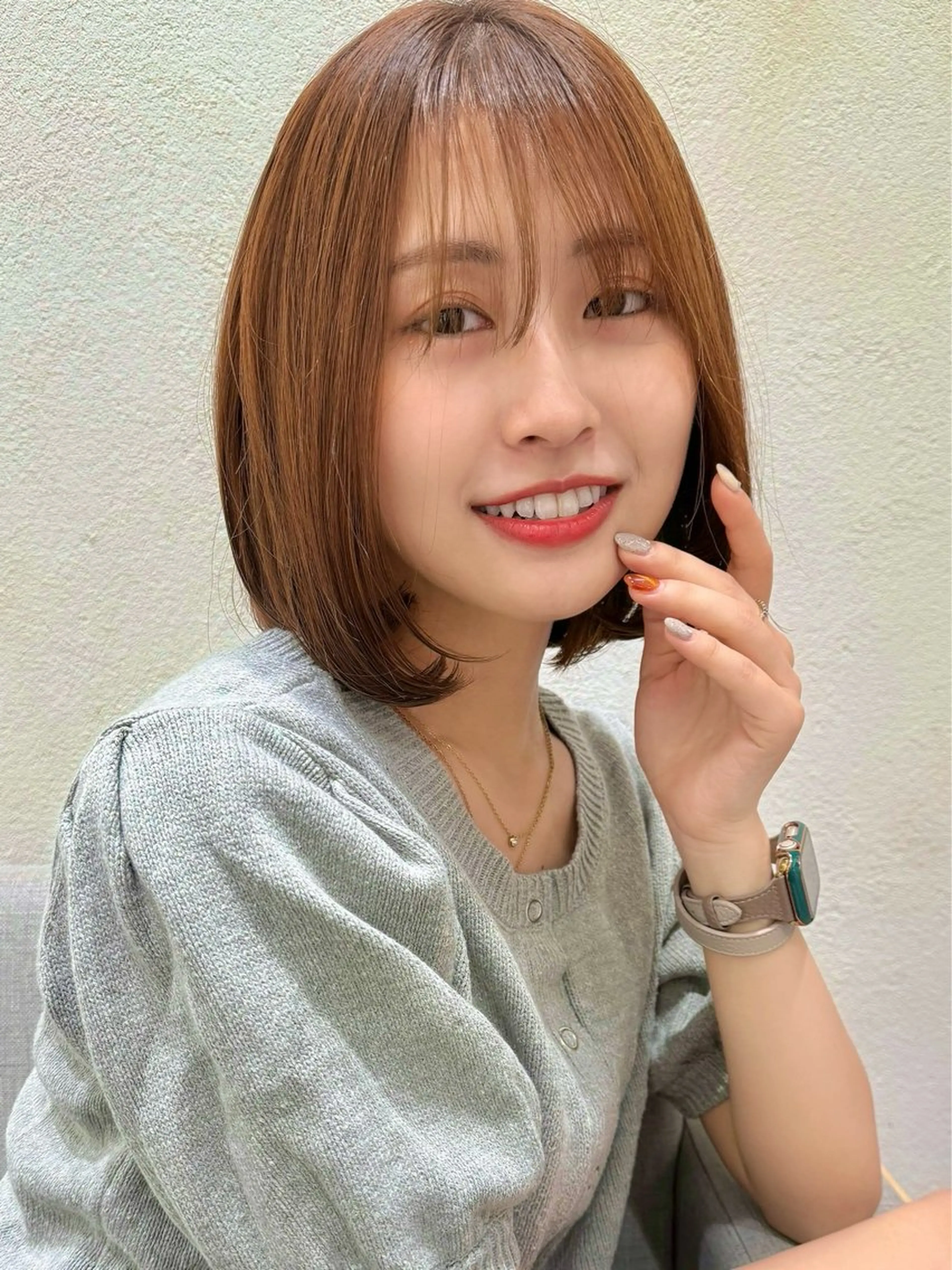 ミディアム 米澤 由衣のヘアスタイル
