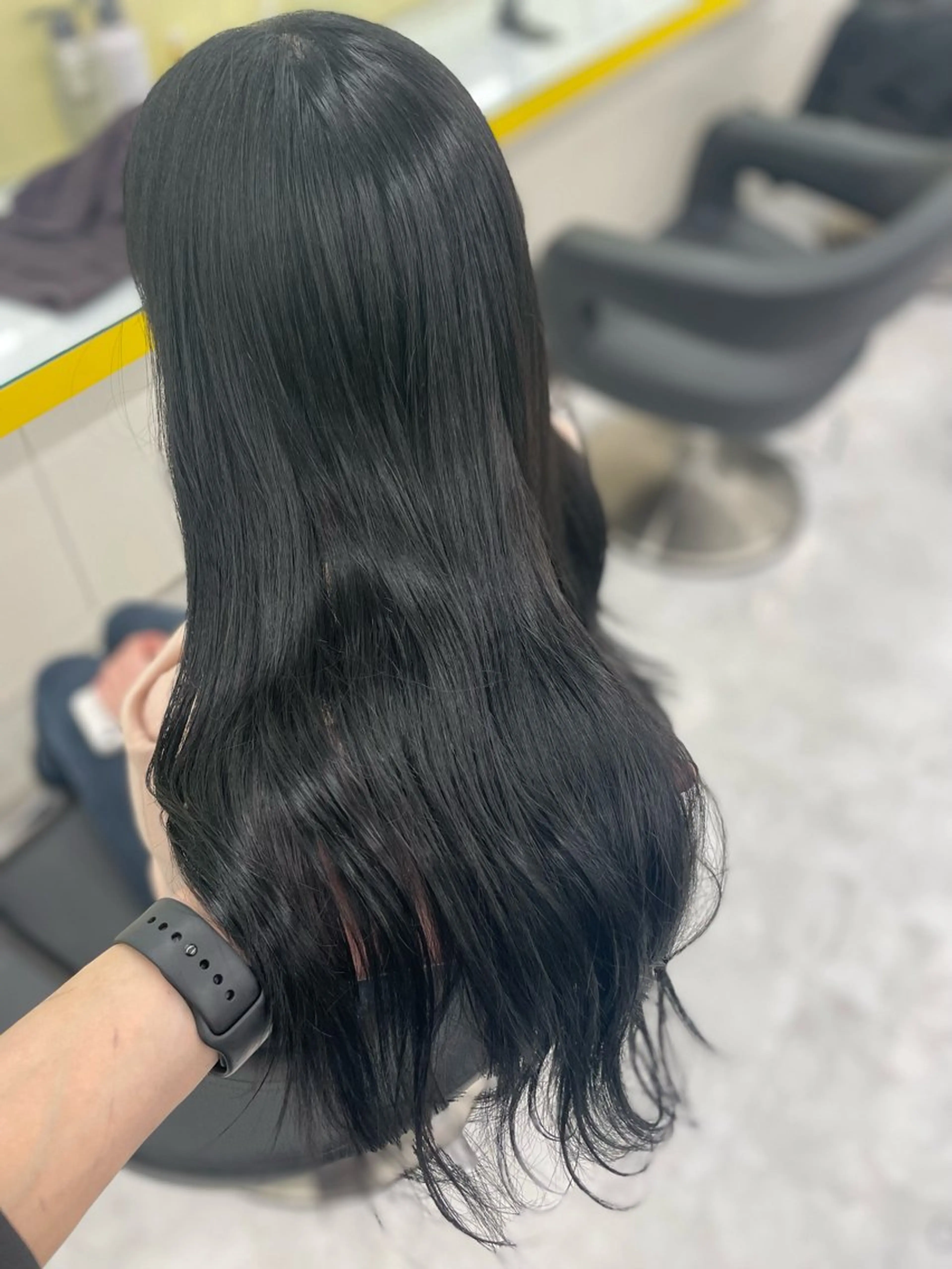 💕韓国SALE💕💜黒染めしたくない方へ👀✨暗染めカラー➕酸熱トリートメント🍀の写真