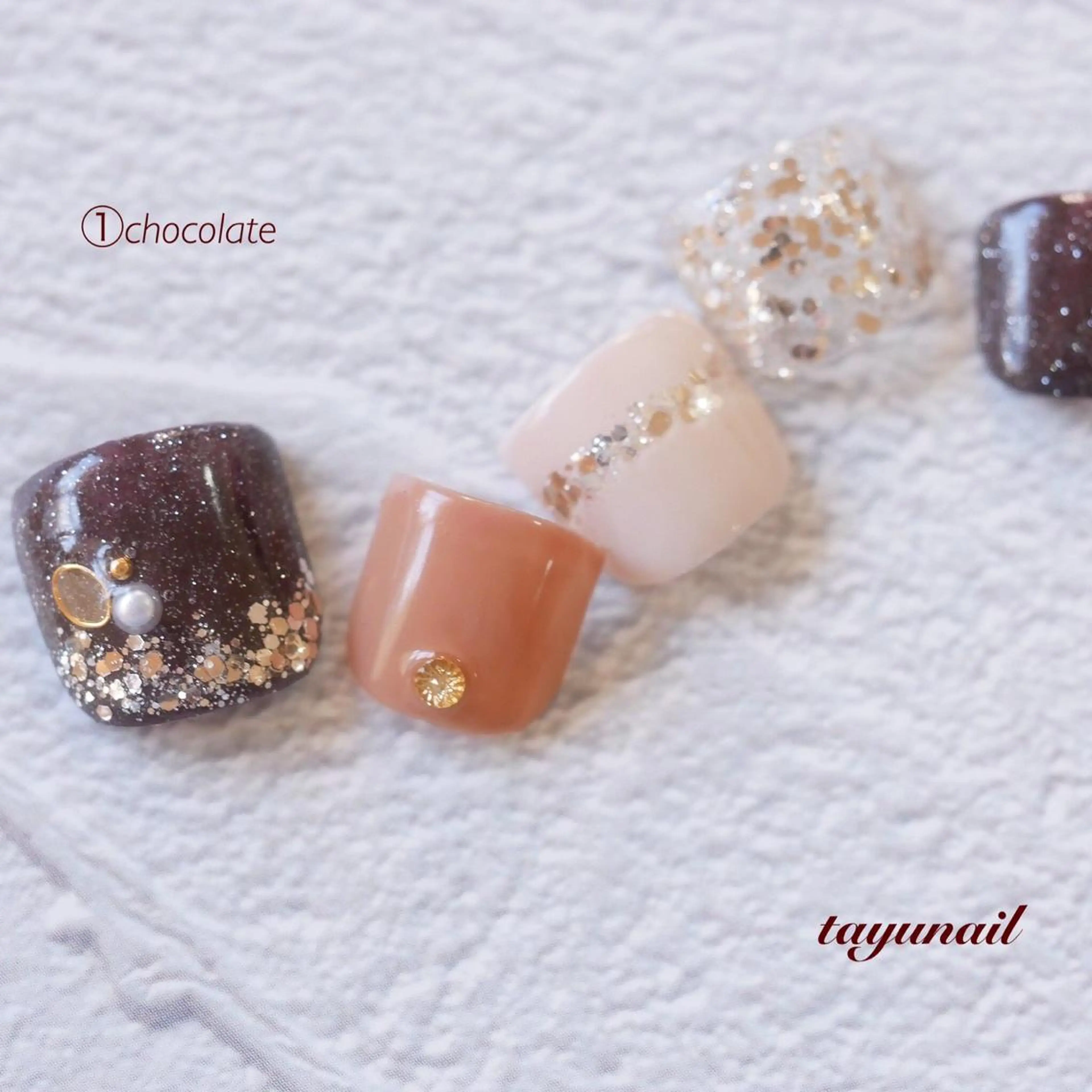 ネイル アートネイル ブルー フットネイル ジェルネイル キラキラネイル フットネイル ネイルサロン 【たゆnail】のネイルデザイン