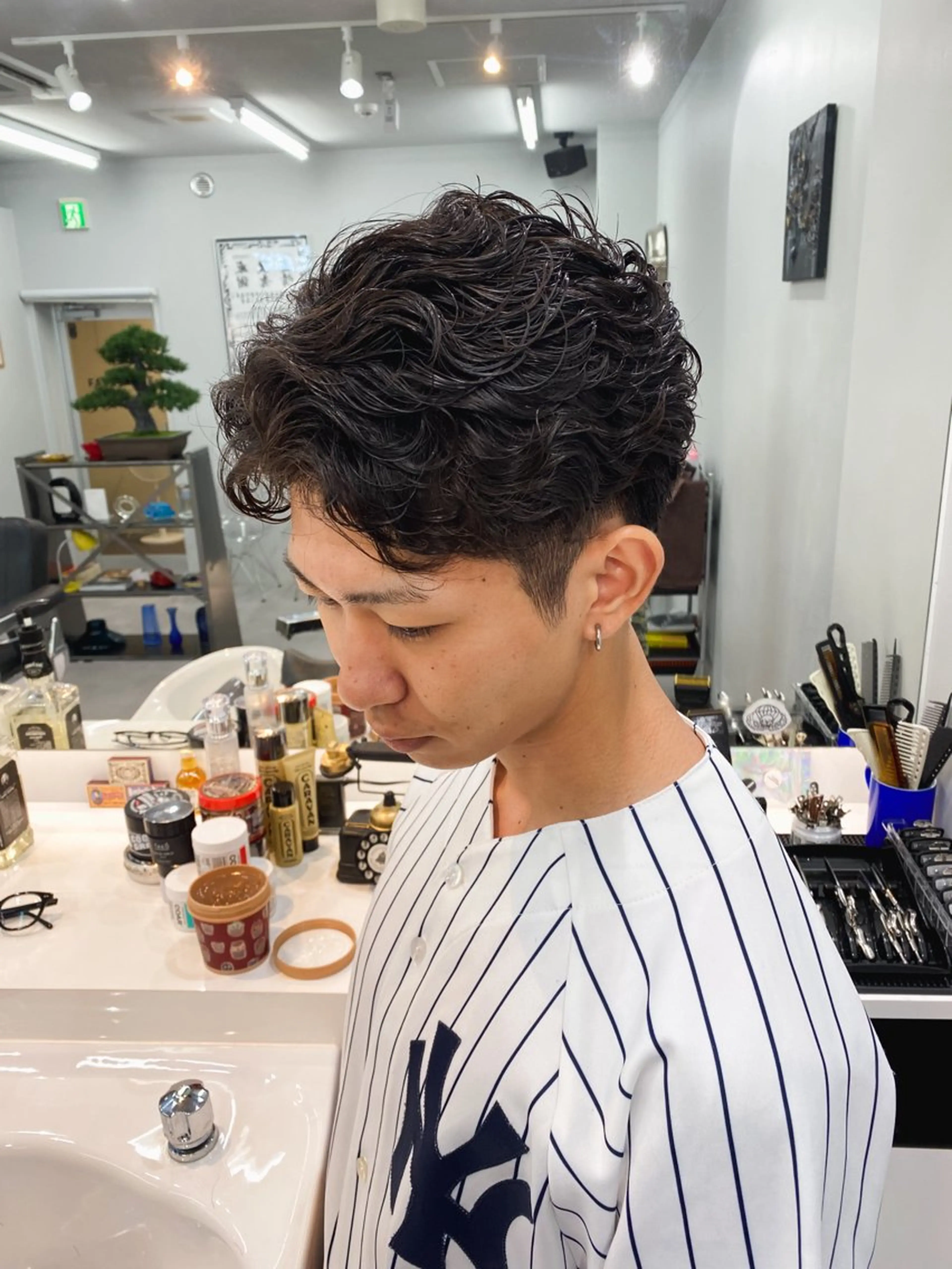 ショート パーマ ヘアアレンジ メンズ フェードモデル限定 🔥高円寺Maiのヘアスタイル