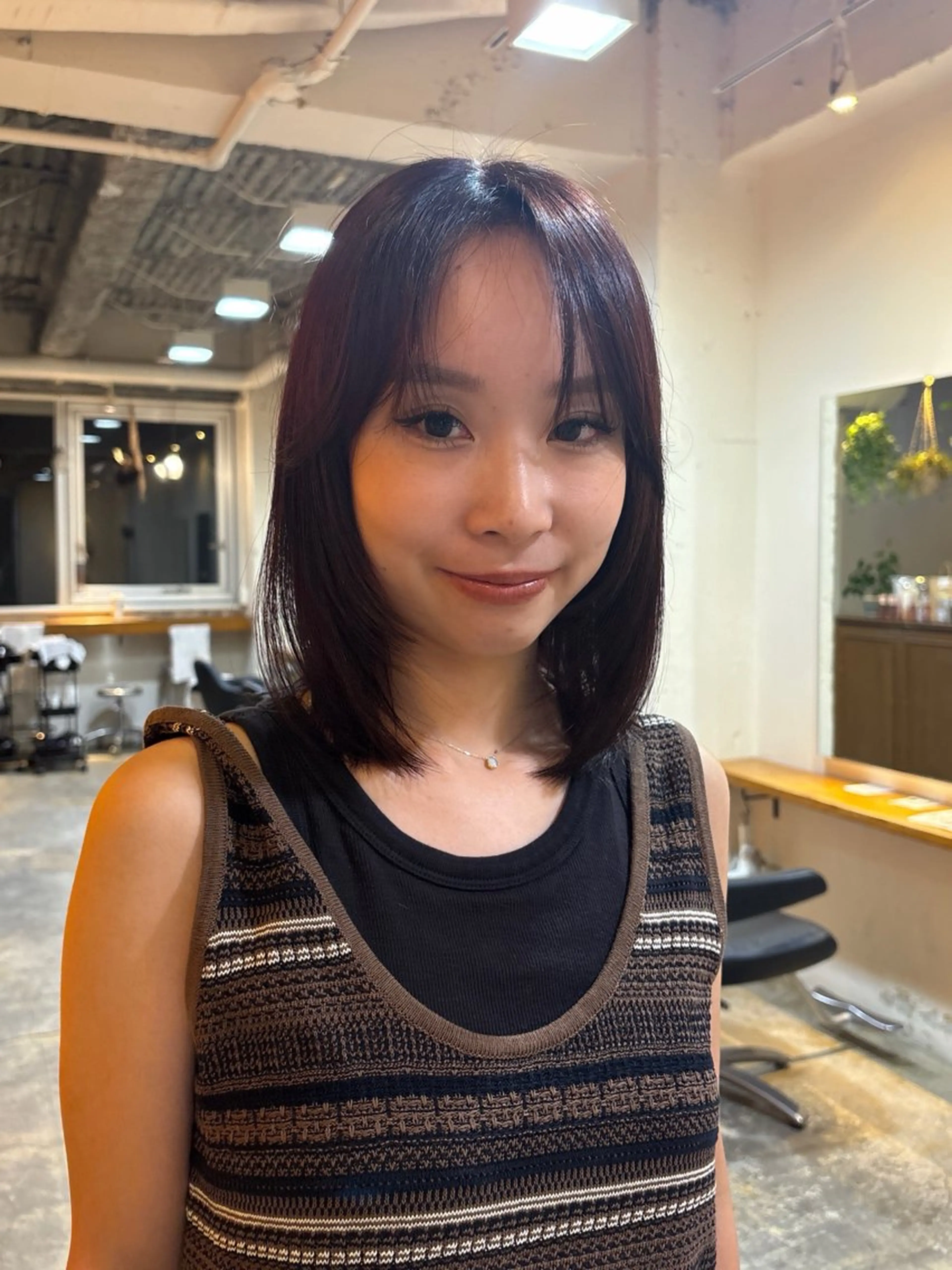 ミディアム カット ヘアカラー トリートメント レディースカット🎀 NANAHAのヘアスタイル