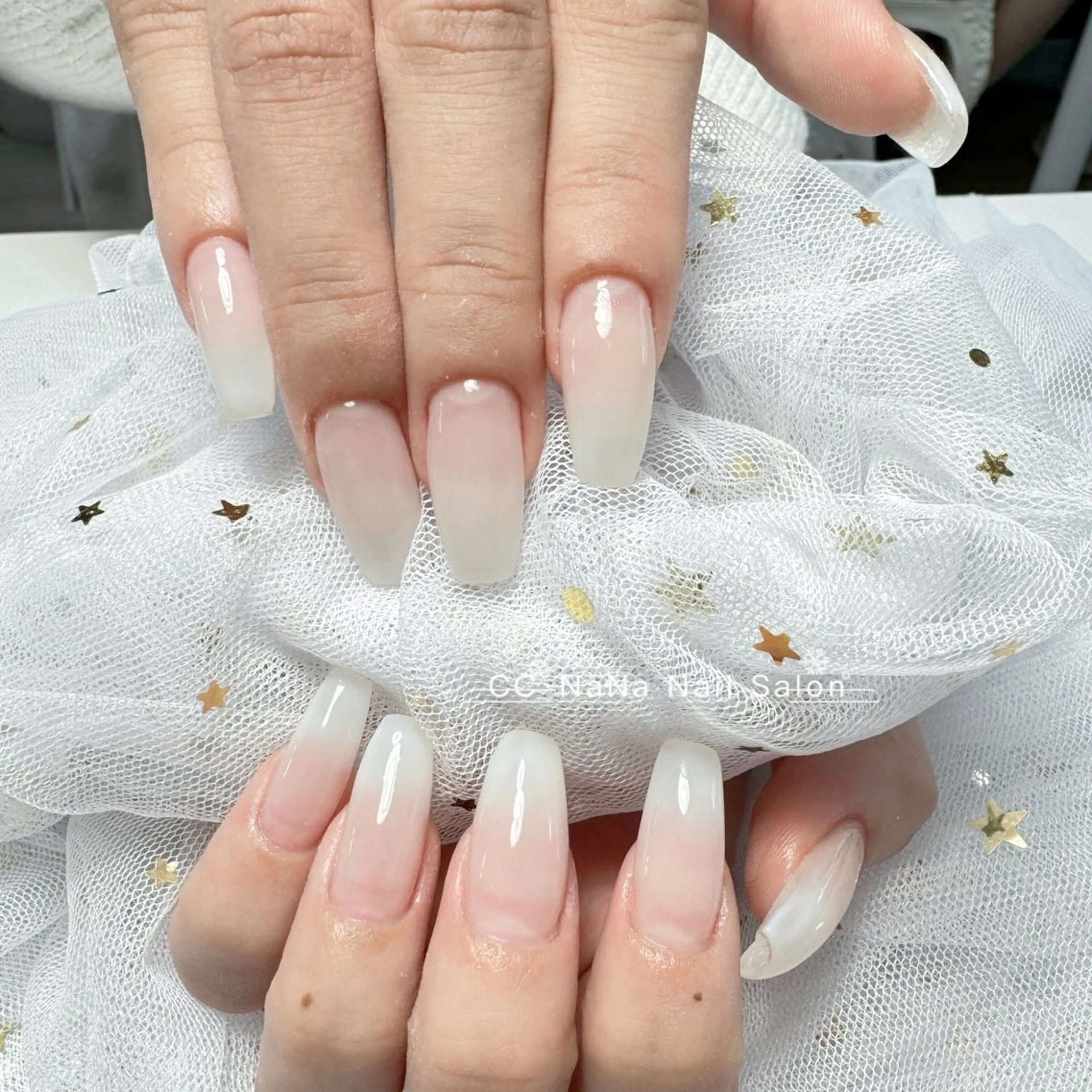 ネイル チークネイル フラッシュネイル ハート キラキラネイル 韓国ネイル ハンドネイル 💎CC・NaNa 韓国風ネイル🌙Cのネイルデザイン
