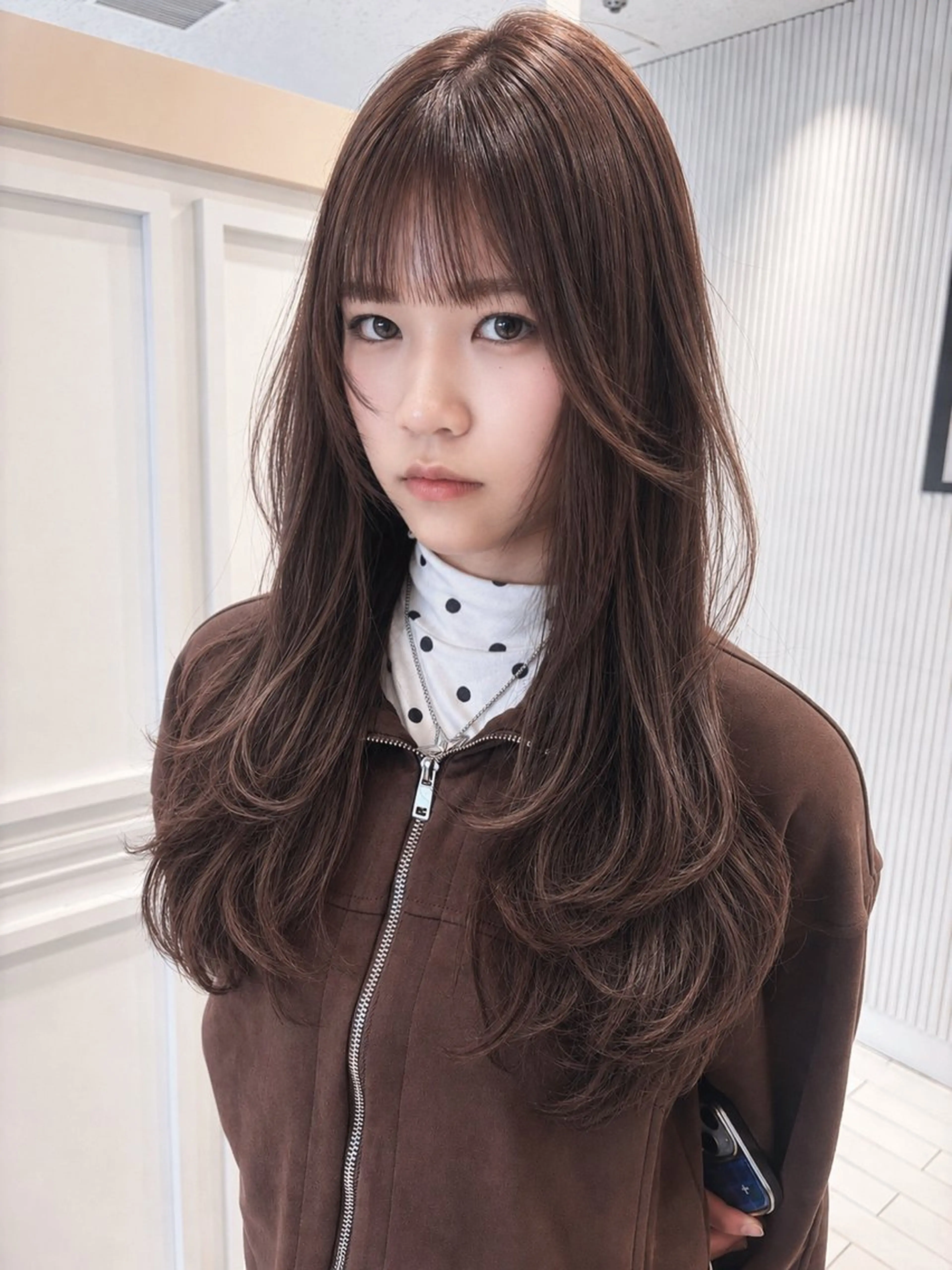 ロング カラー レイヤーカット mayu .のヘアスタイル