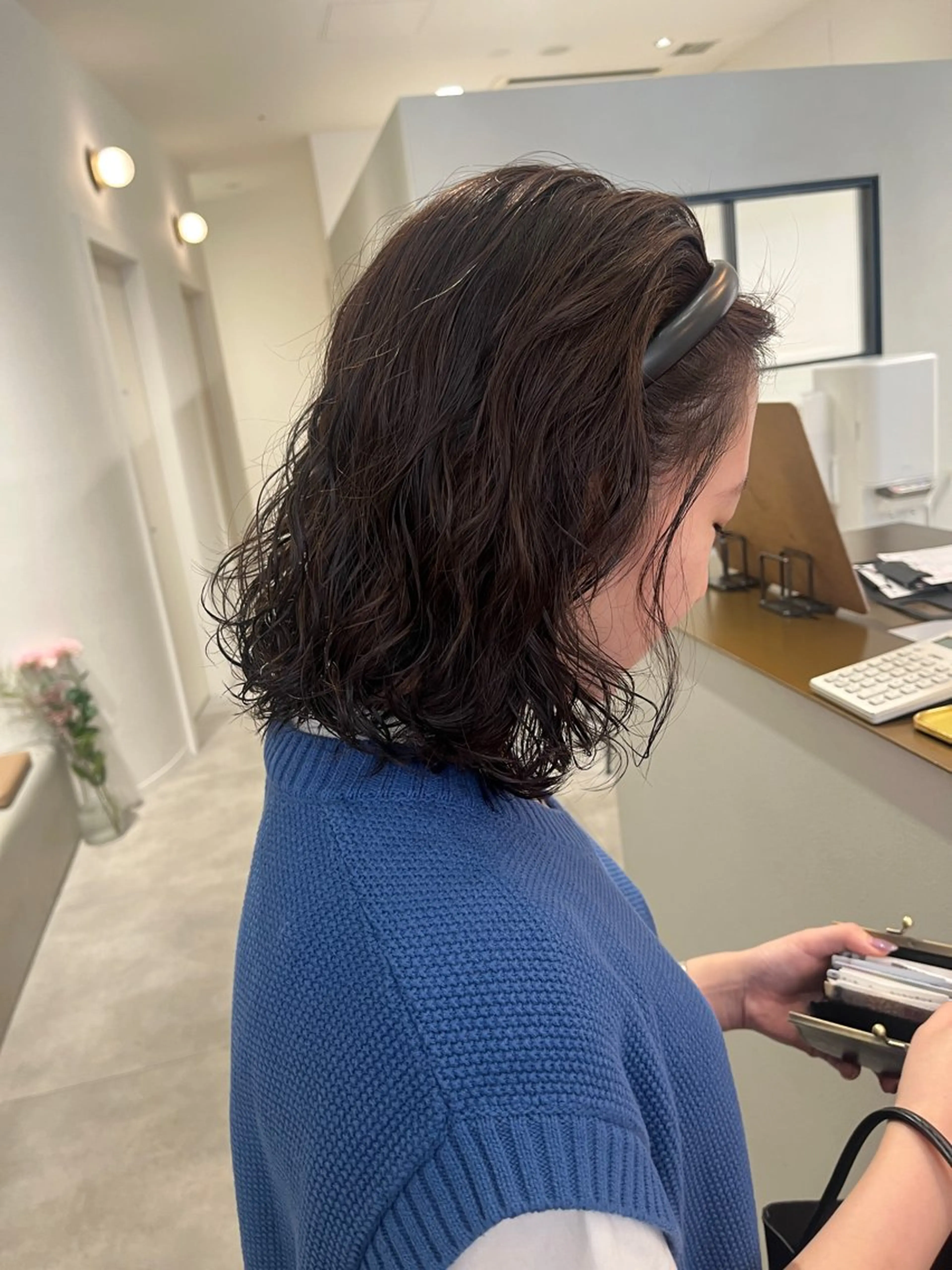 ミディアム カラー パーマ 似合わせ/レイヤー/ ボブ/西島 絢香のヘアスタイル