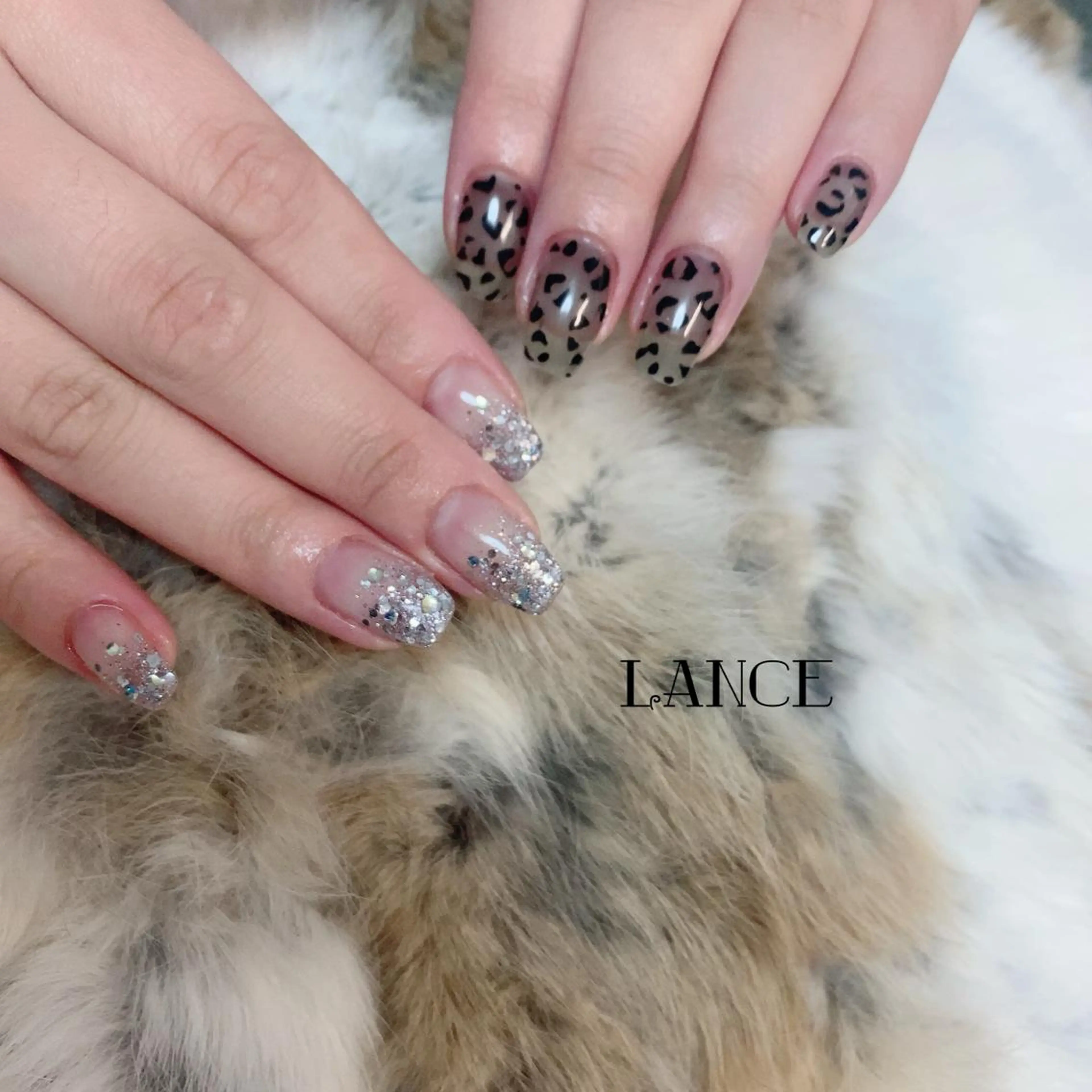 ミディアム ネイル オーロラネイル フットネイル フレンチネイル ミラーネイル ニュアンスネイル Lance nailのネイルデザイン