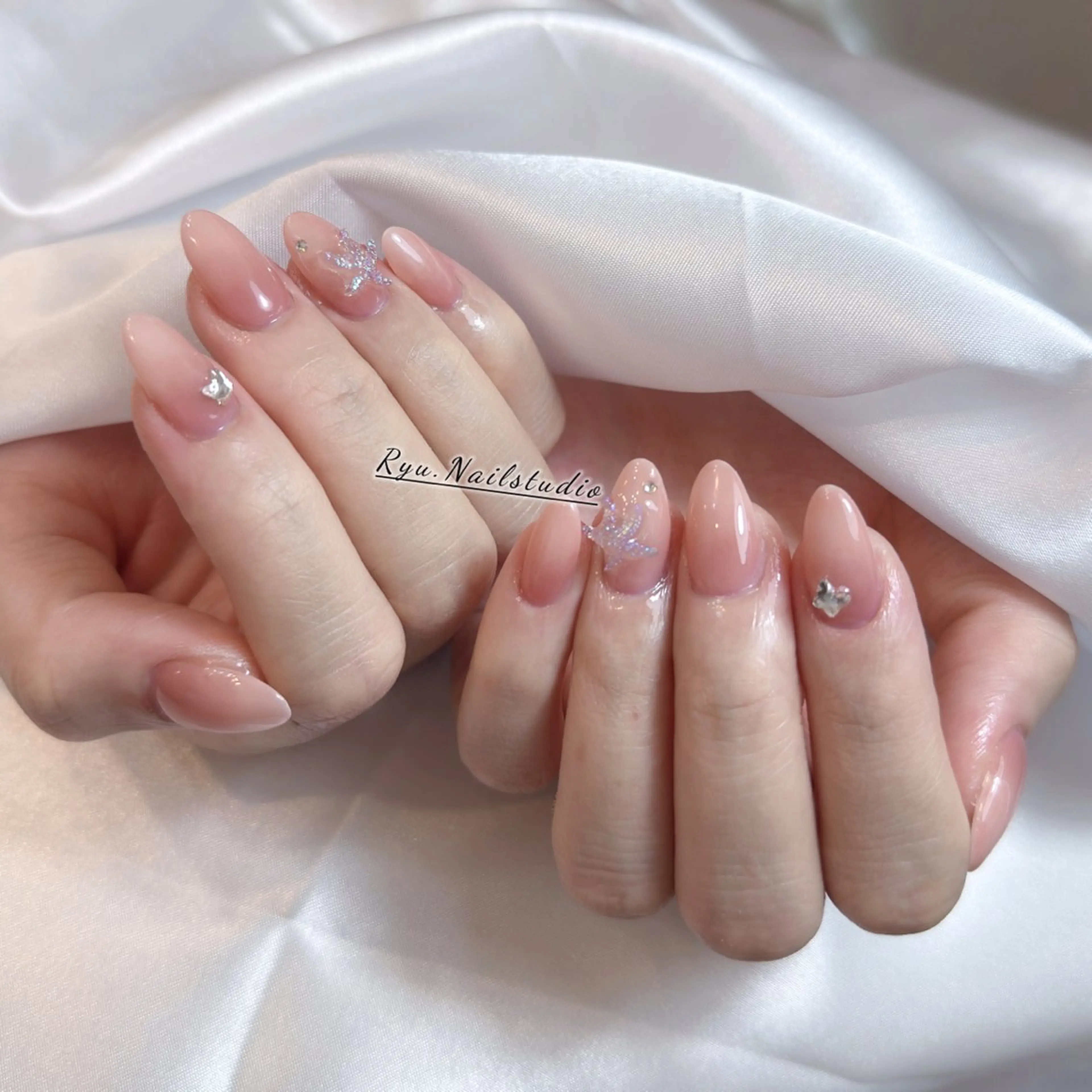 ネイル アートネイル ジェルネイル ニュアンスネイル シンプルネイル ネイルチップ ハンドネイル Ryu nail studioのネイルデザイン