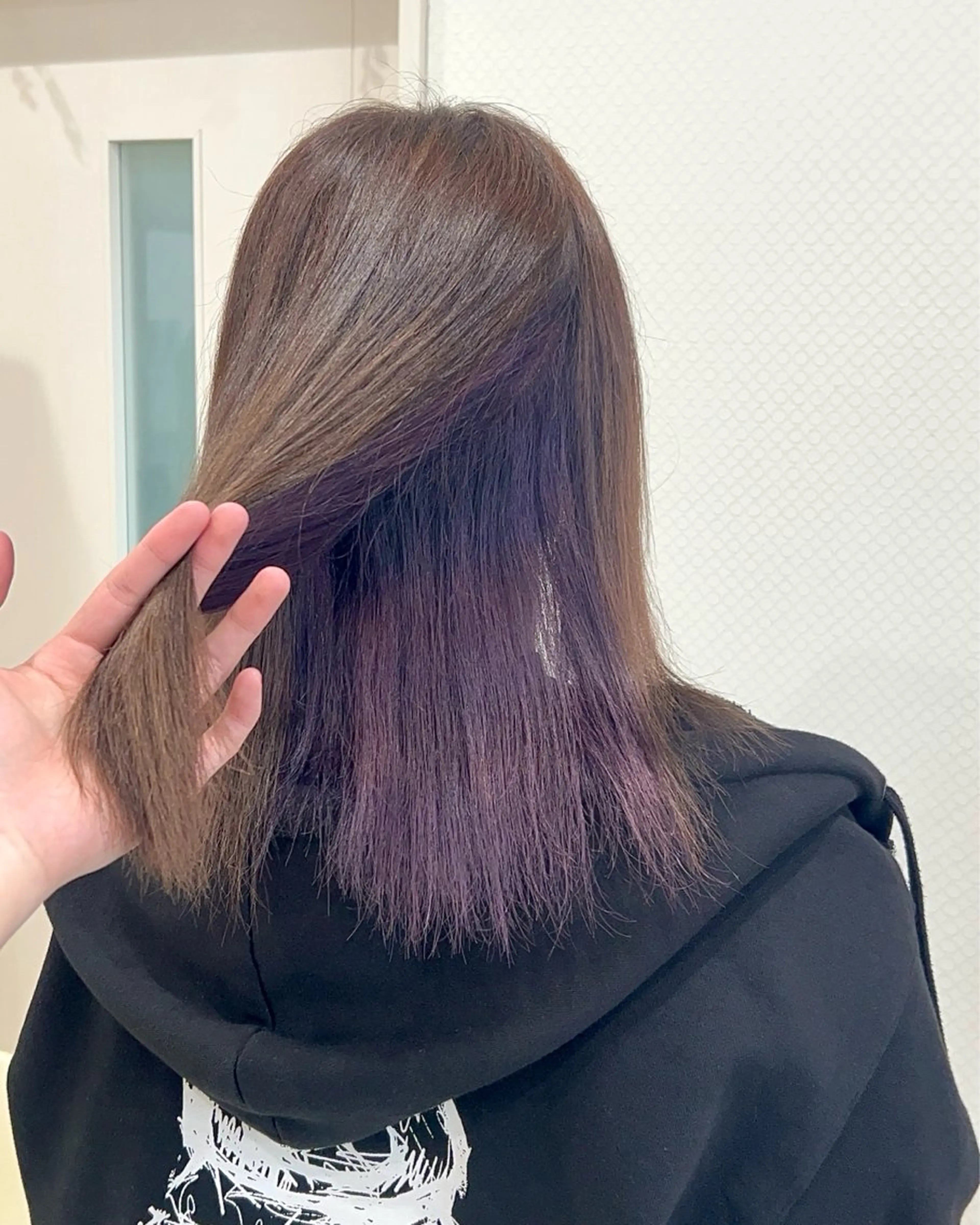 ケアインナーカラー＋高発色カラー＋トリートメントの写真