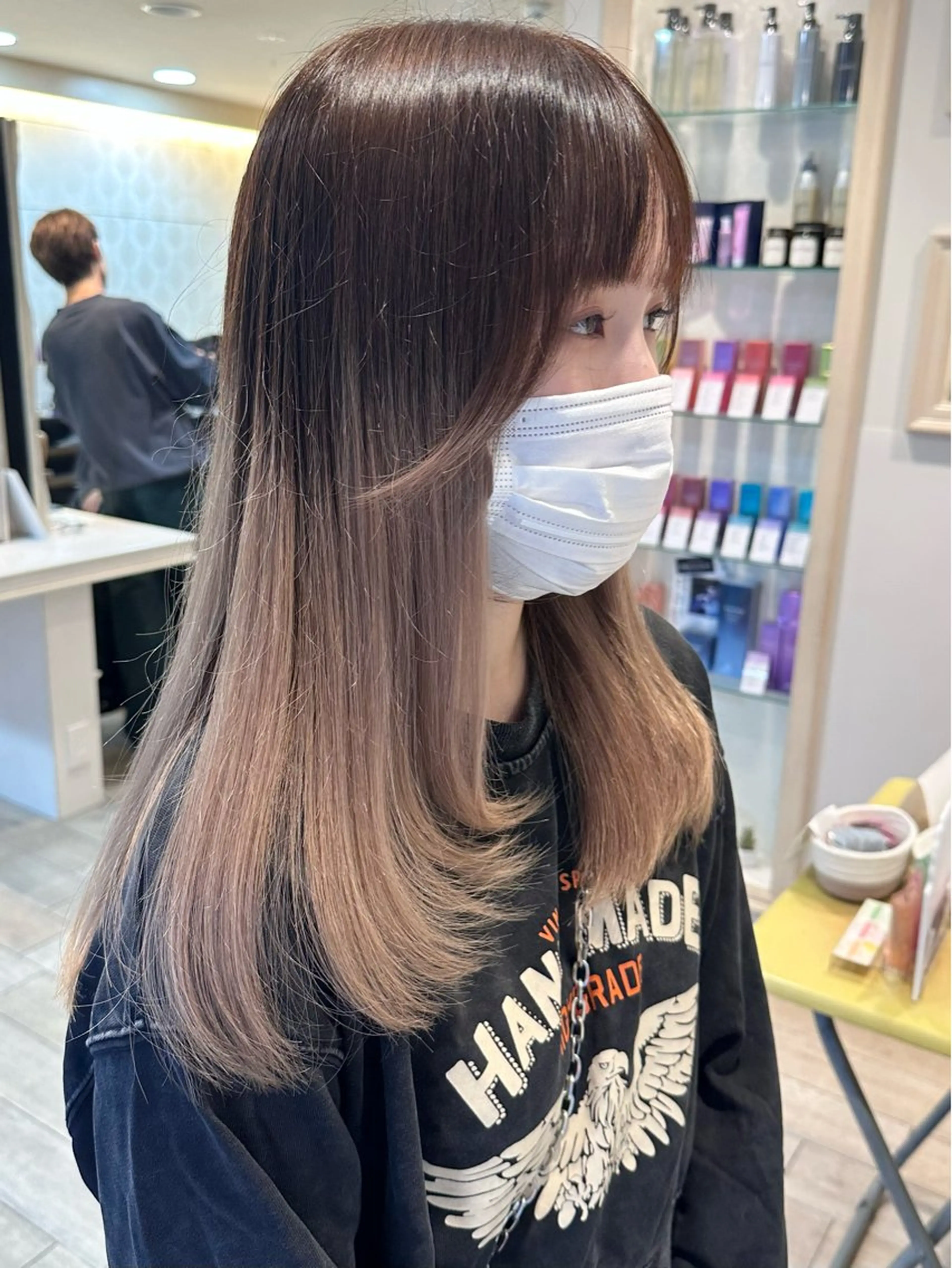 セミロング カラー 顔周りカット レイヤーカット 韓国ヘア/レイヤー 顔周りカット/ユキナのヘアスタイル