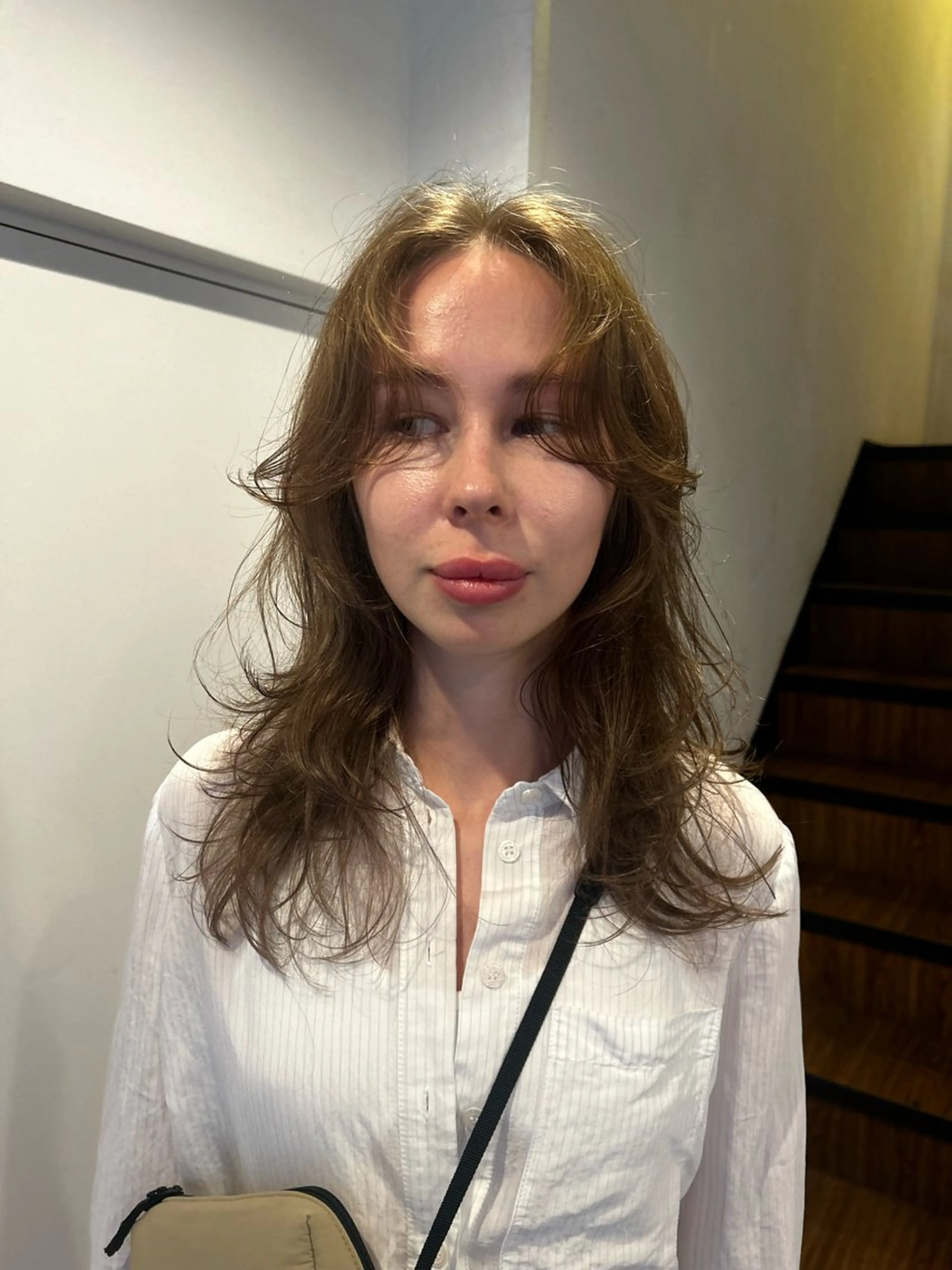 セミロング 心斎橋/レイヤー/ ブリーチ/モエのヘアスタイル