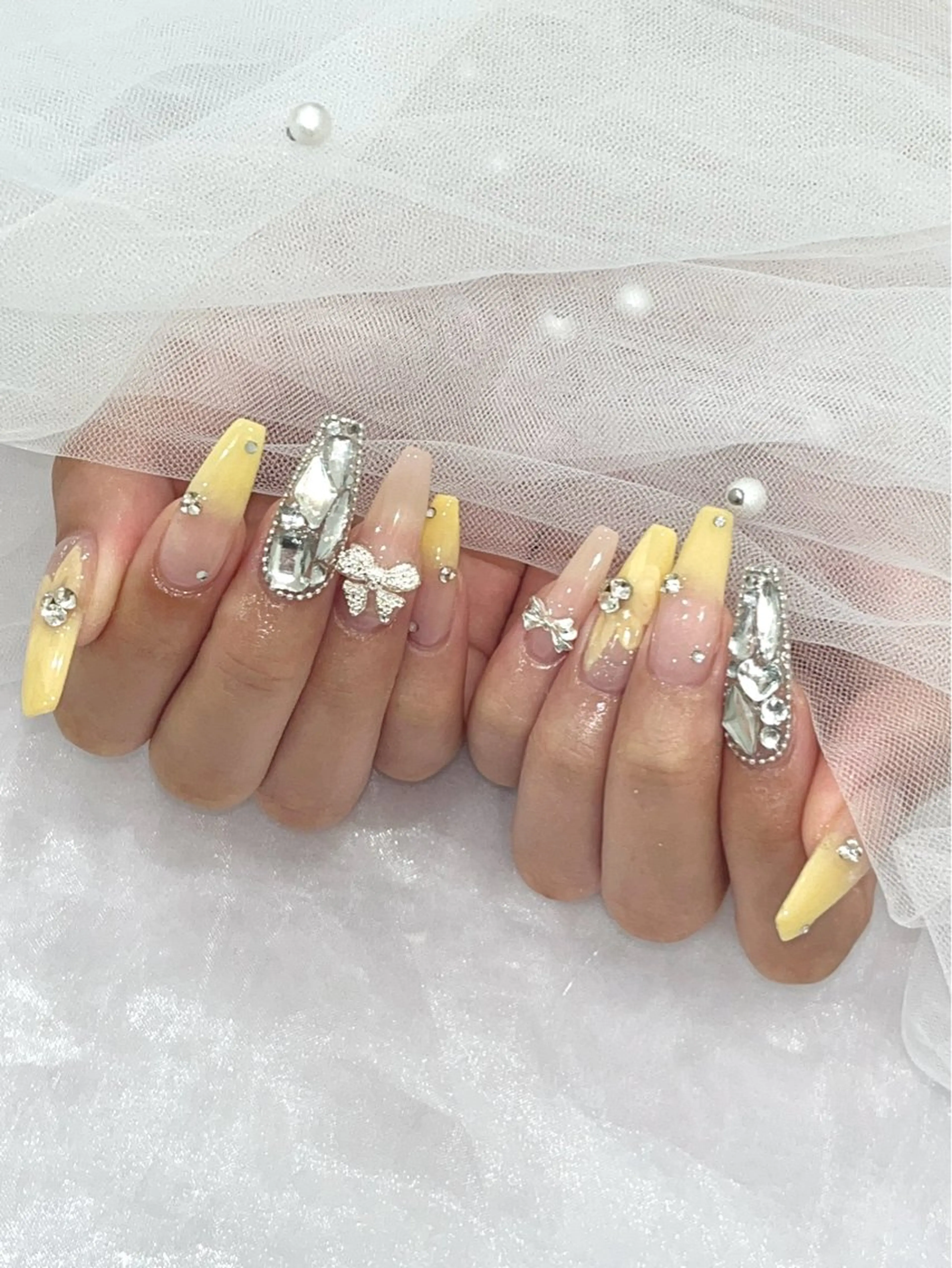 ネイル akari🎀 京橋 ARRINEのネイルデザイン